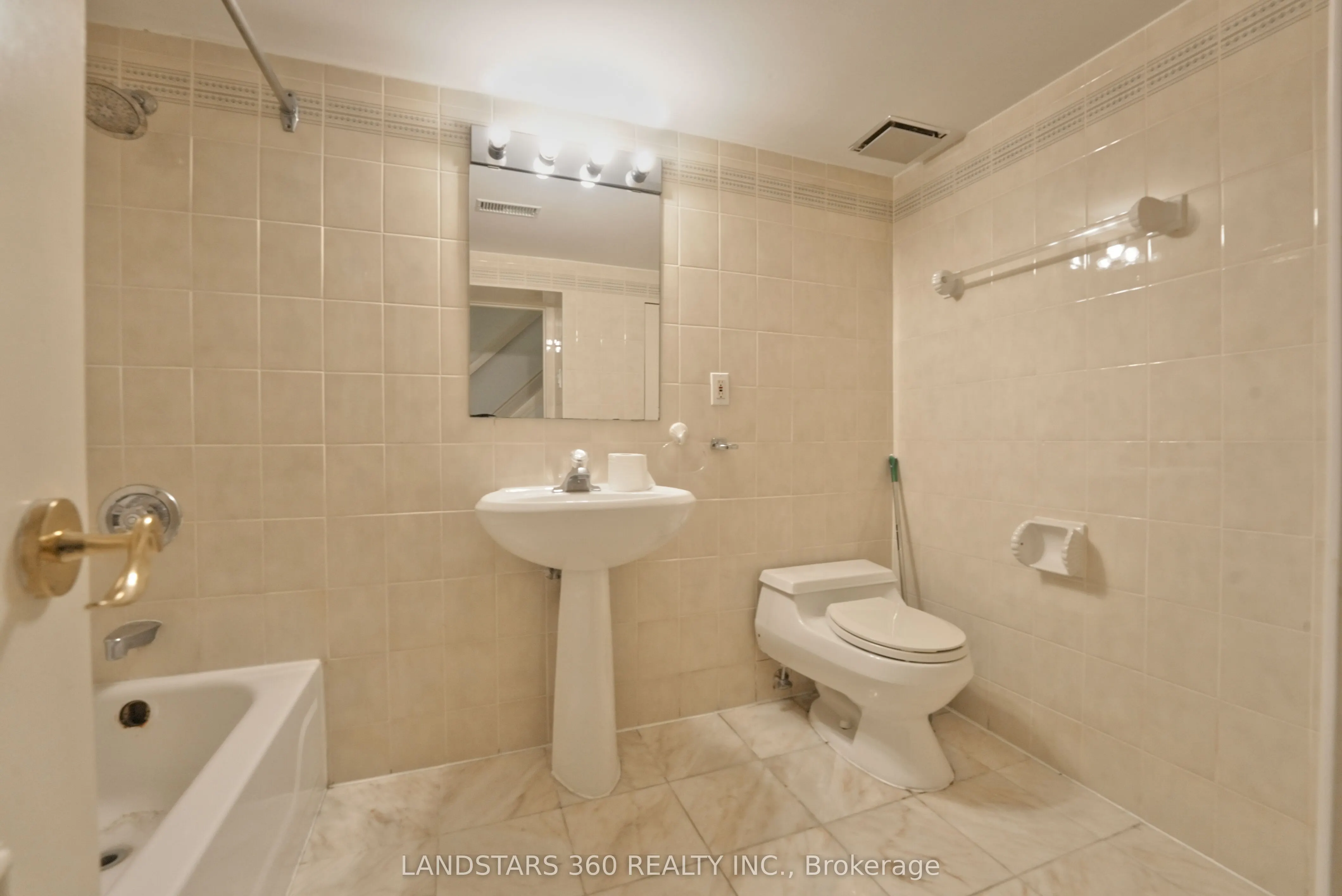 3 Shady Oaks Crescent