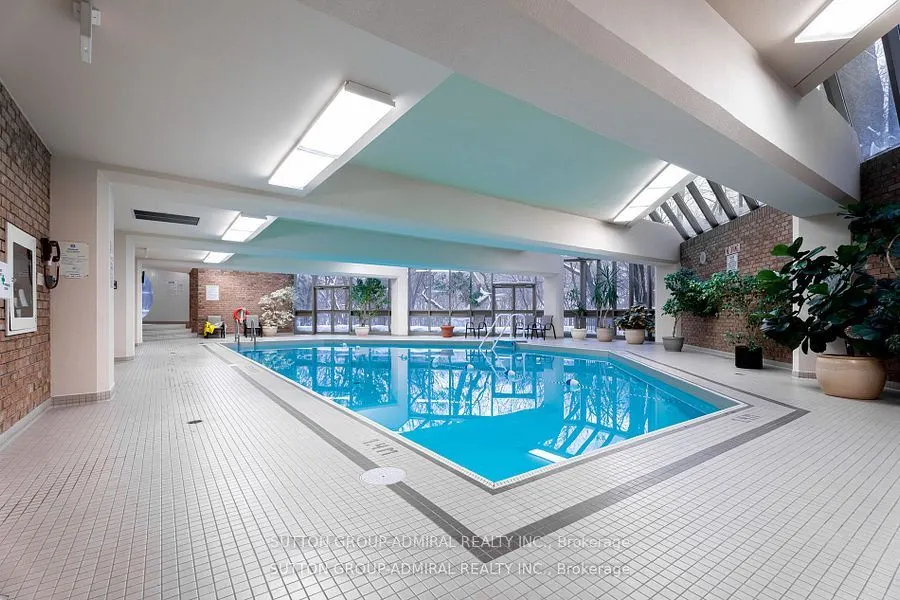 278 Bloor Street E, #805