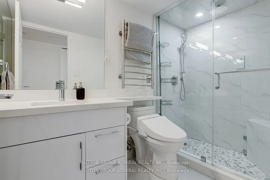 278 Bloor Street E, #805