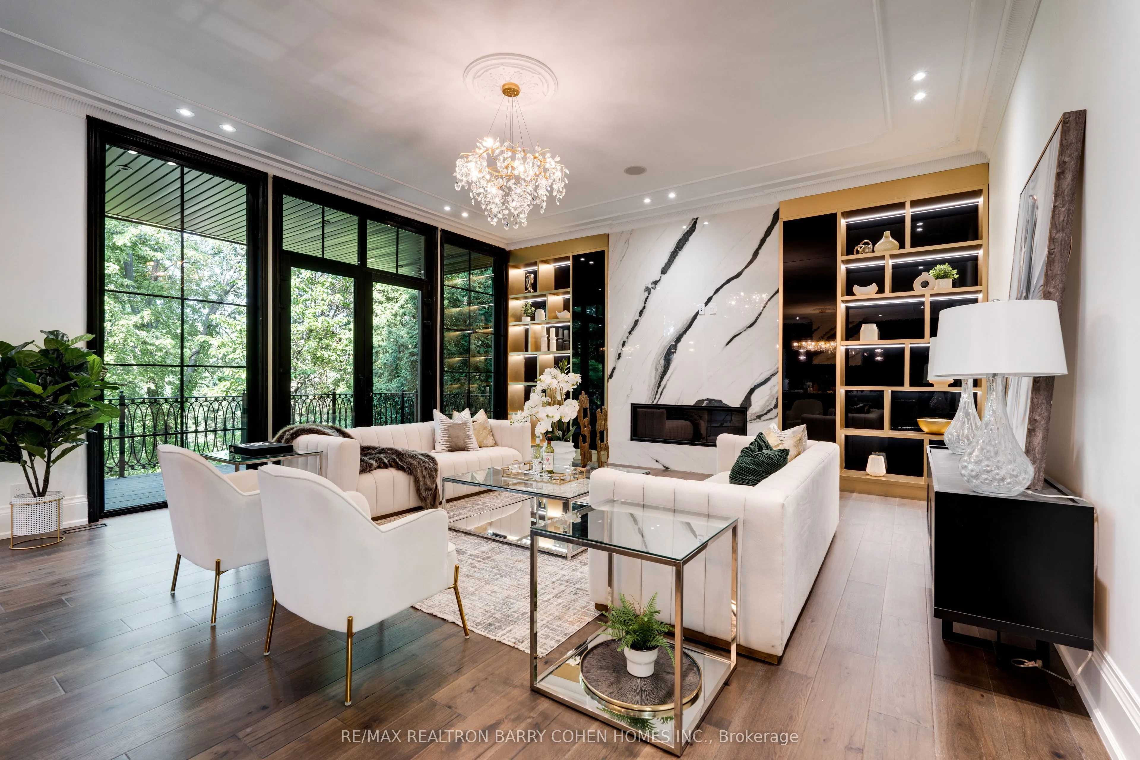 67 Montressor Drive N