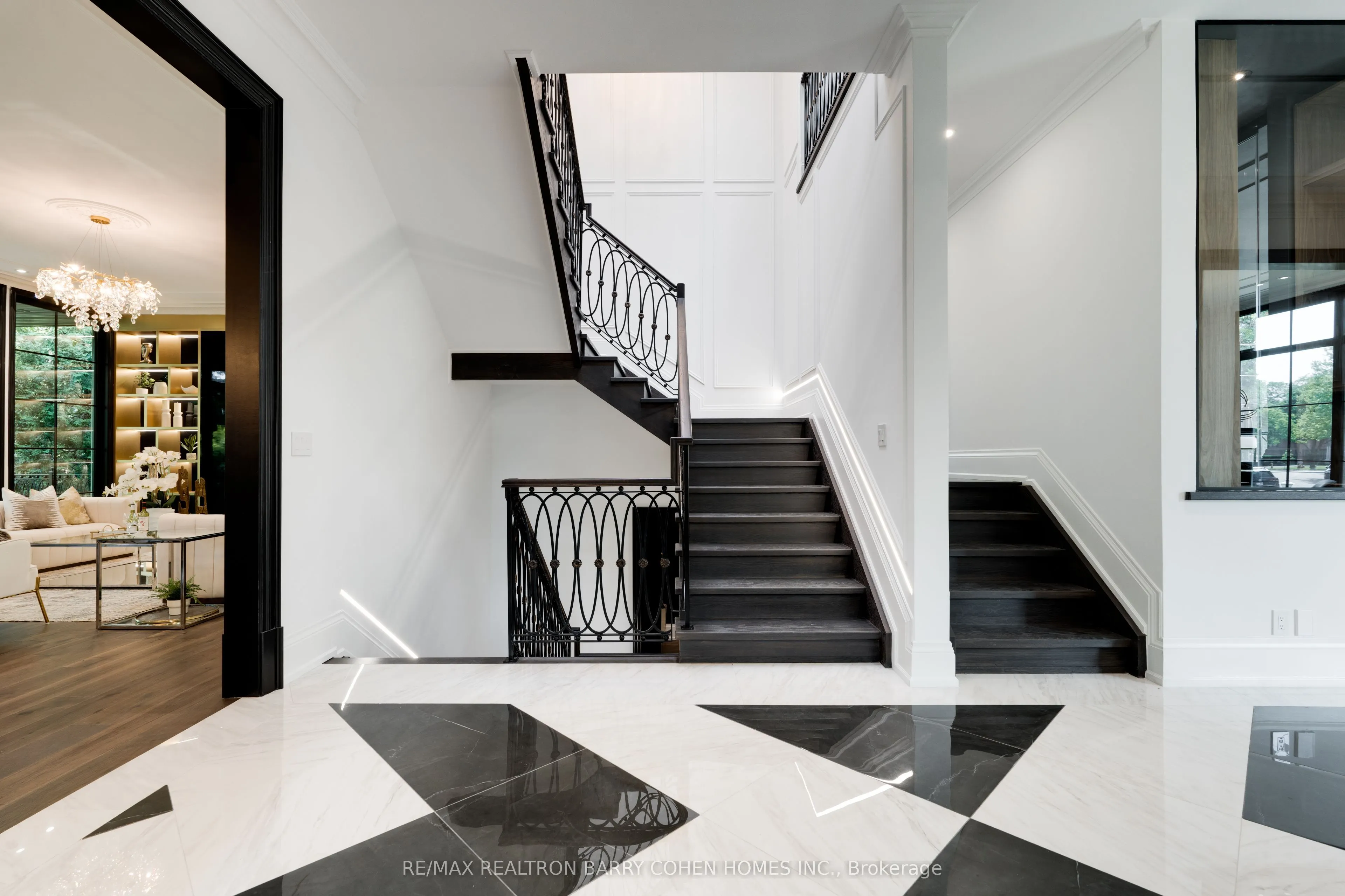 67 Montressor Drive N