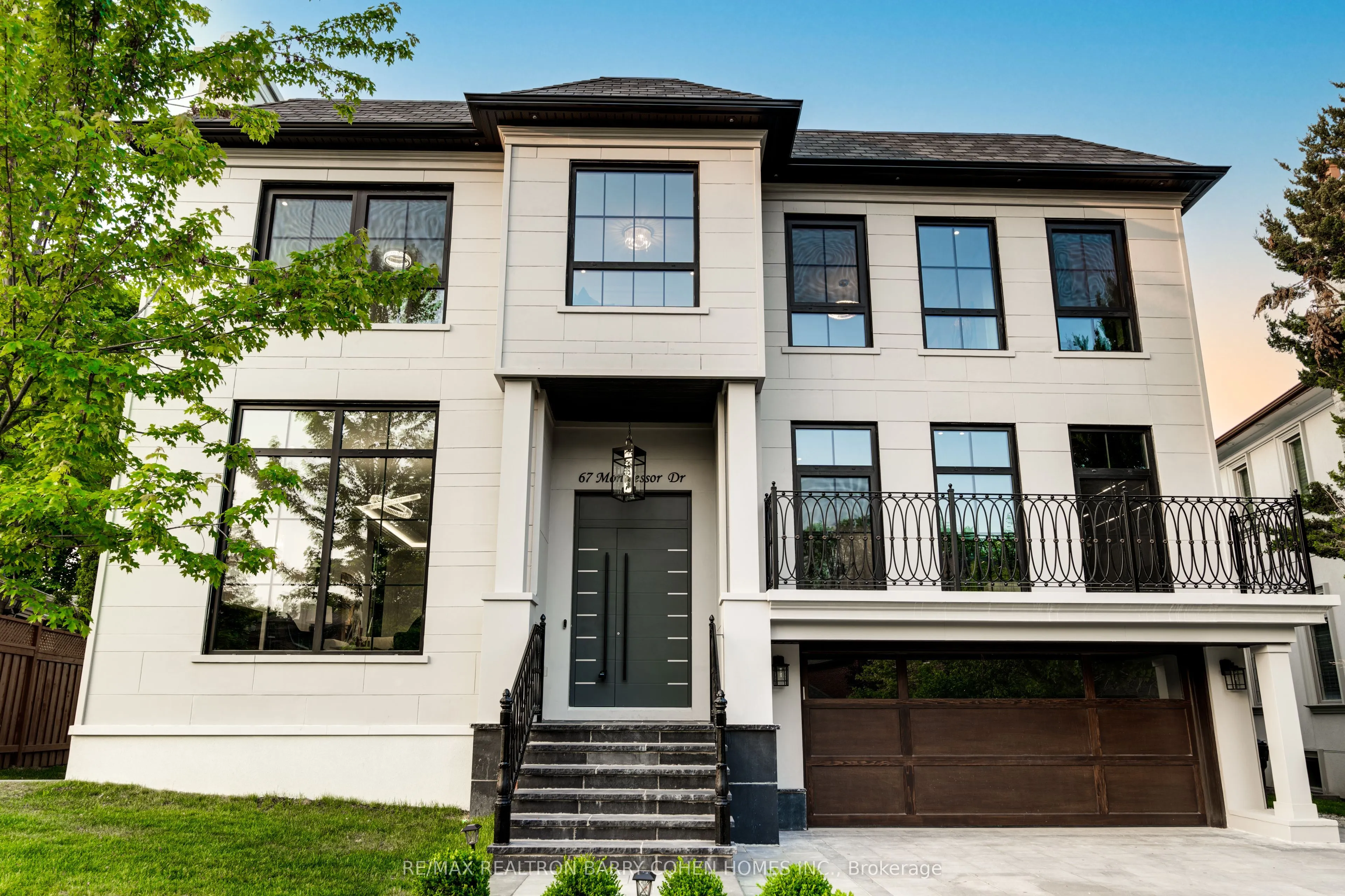 67 Montressor Drive N