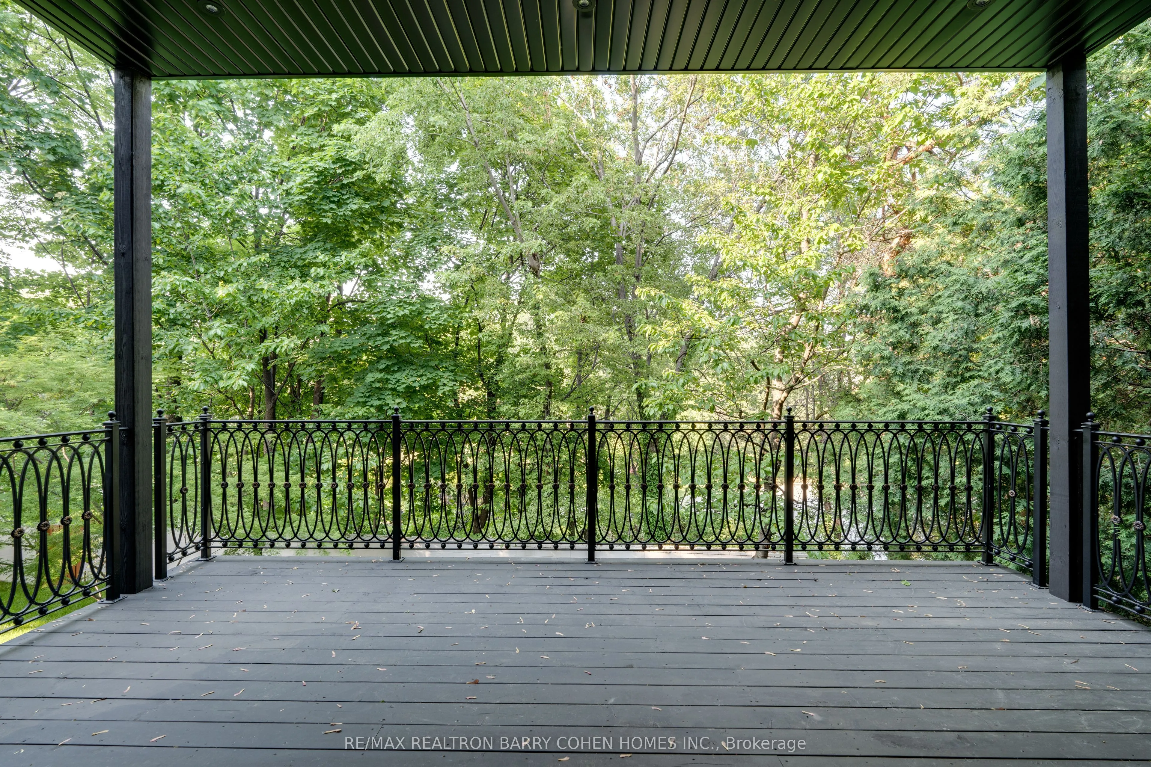 67 Montressor Drive N