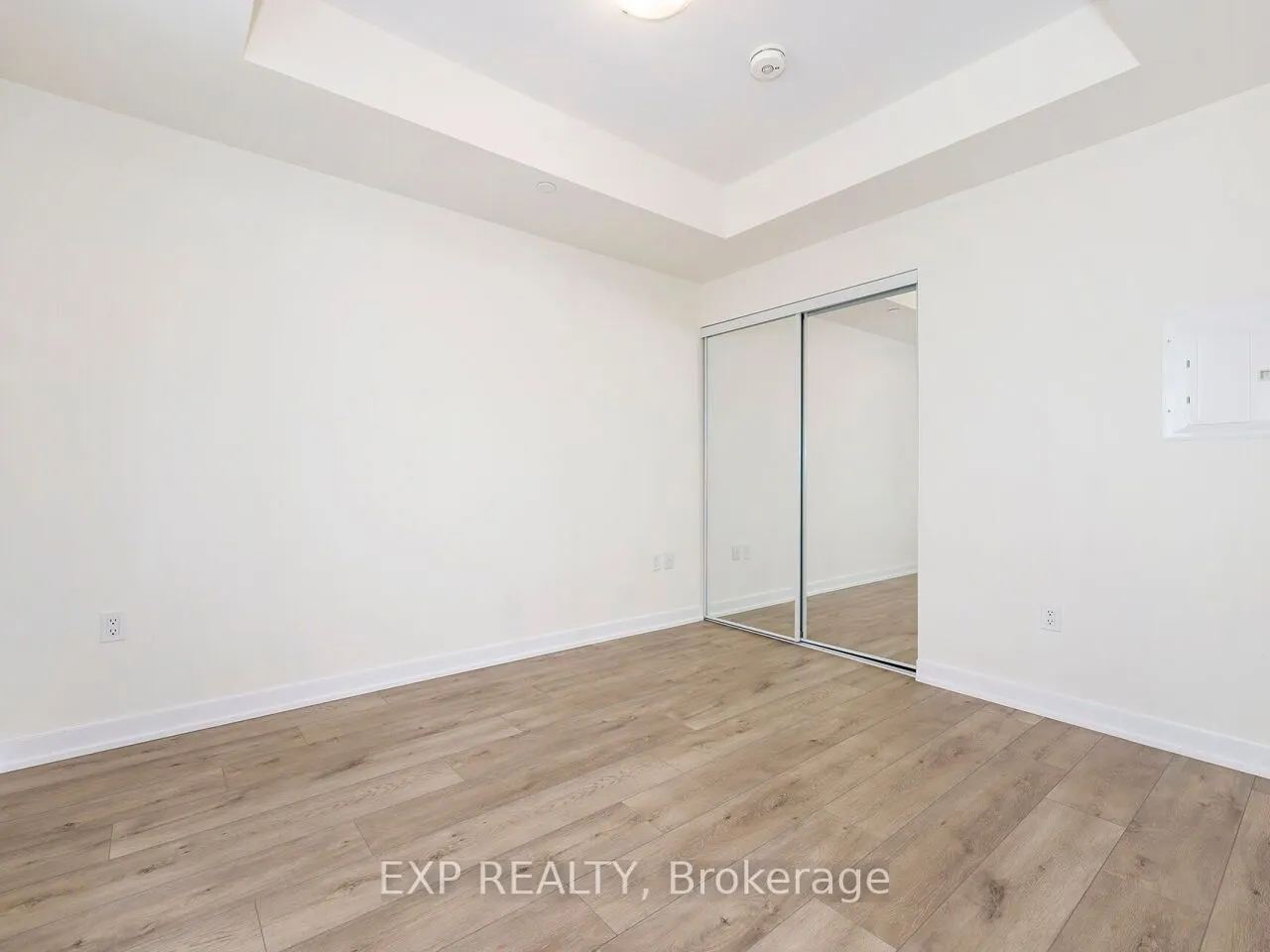 28 Freeland Street, #4904