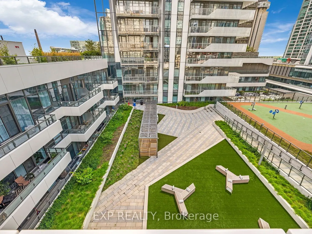 28 Freeland Street, #4904