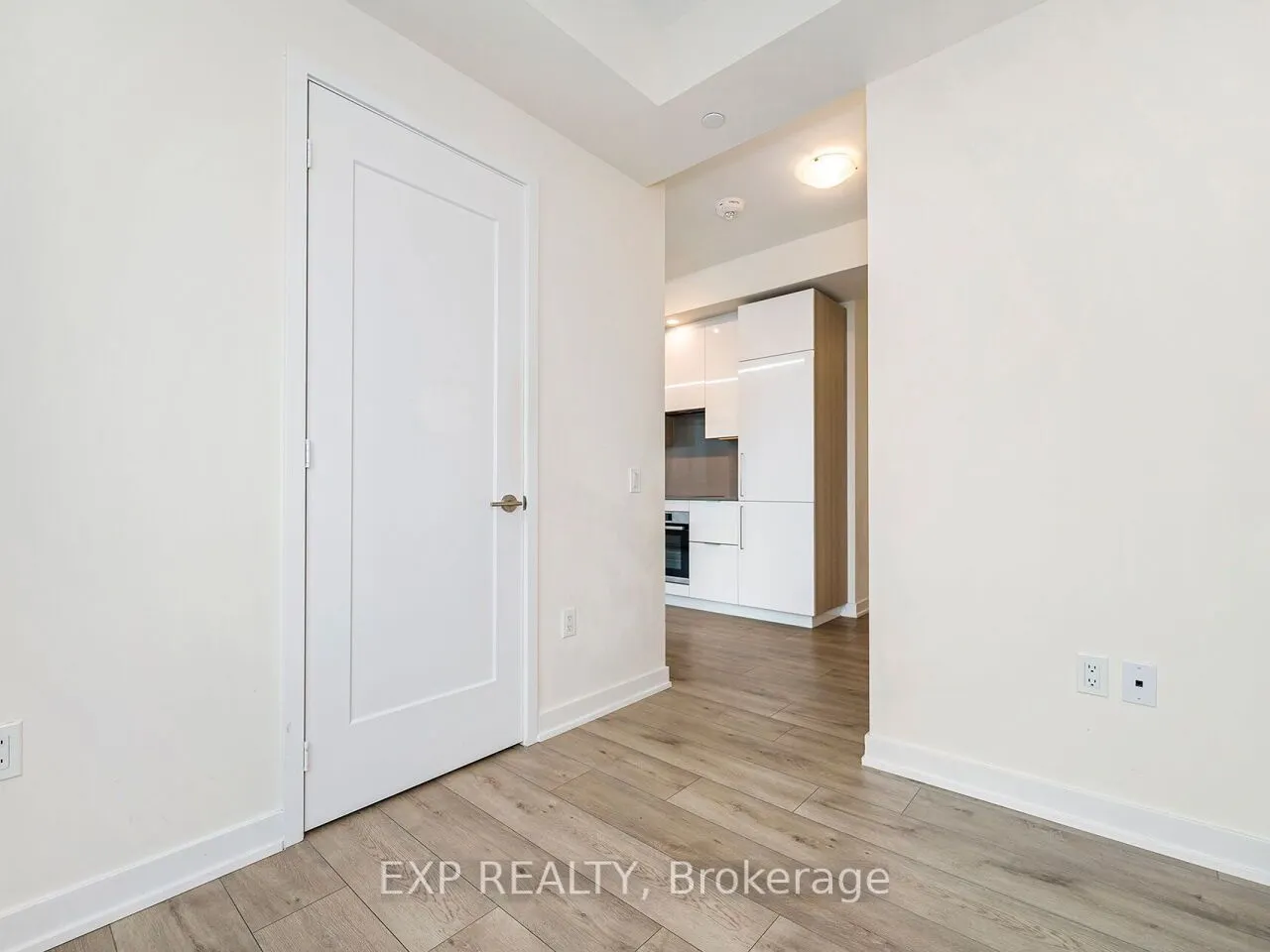 28 Freeland Street, #4904