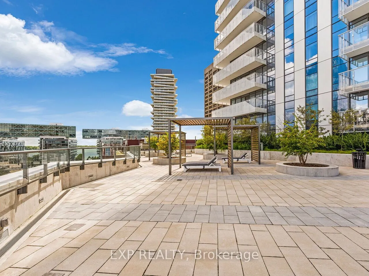28 Freeland Street, #4904