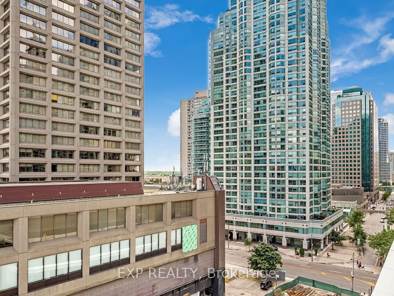 28 Freeland Street, #4904