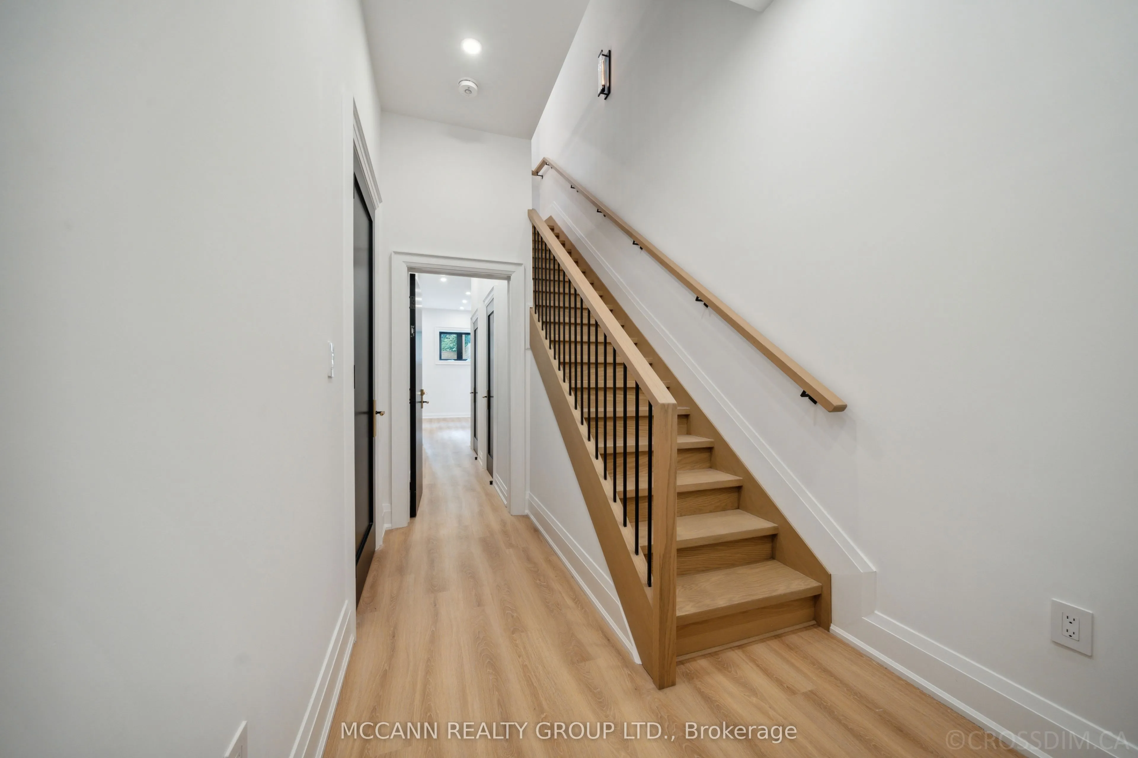 276 Wychwood Avenue