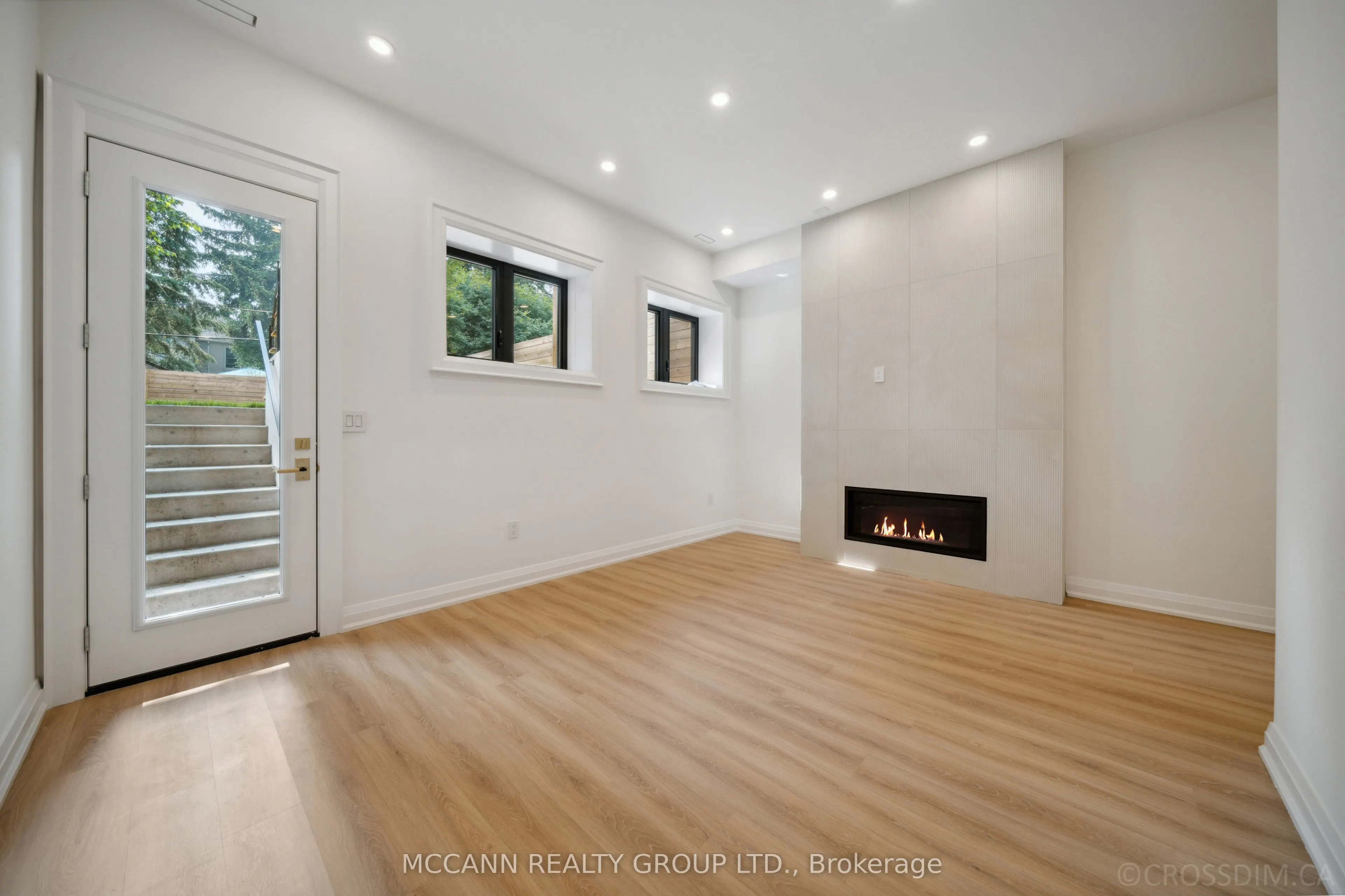 276 Wychwood Avenue
