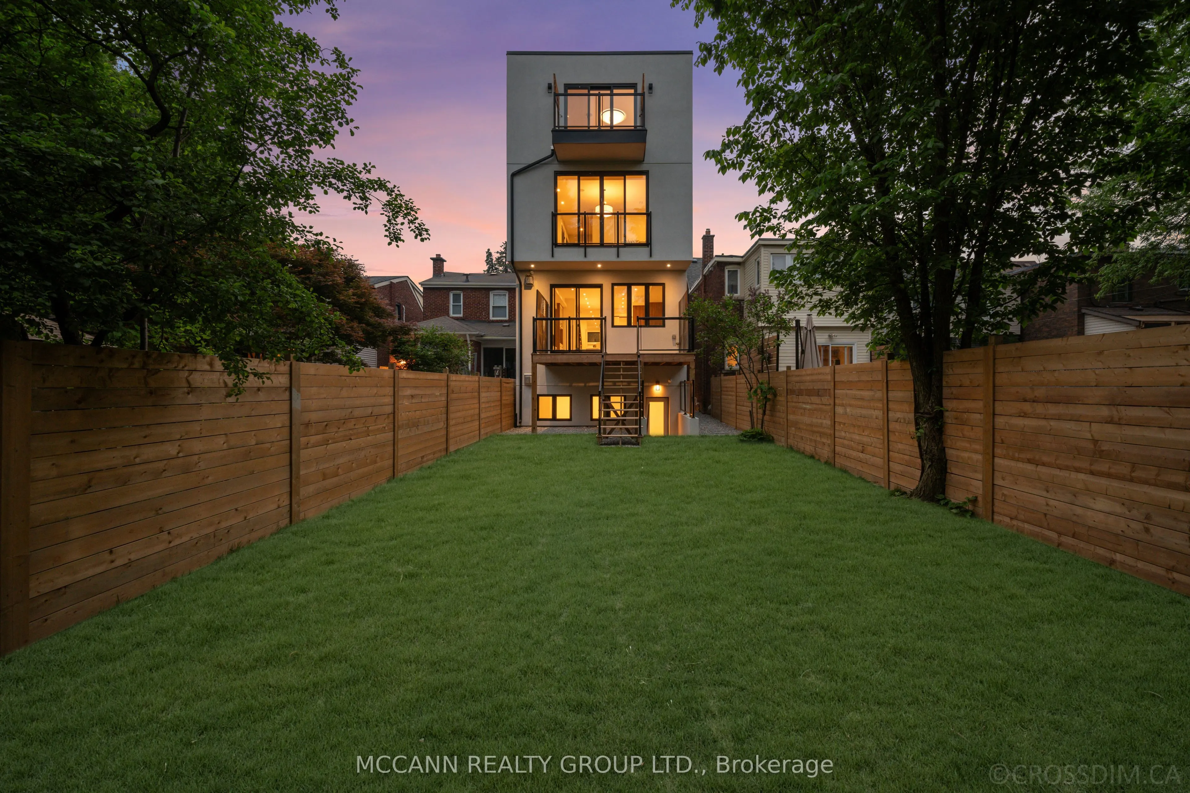276 Wychwood Avenue
