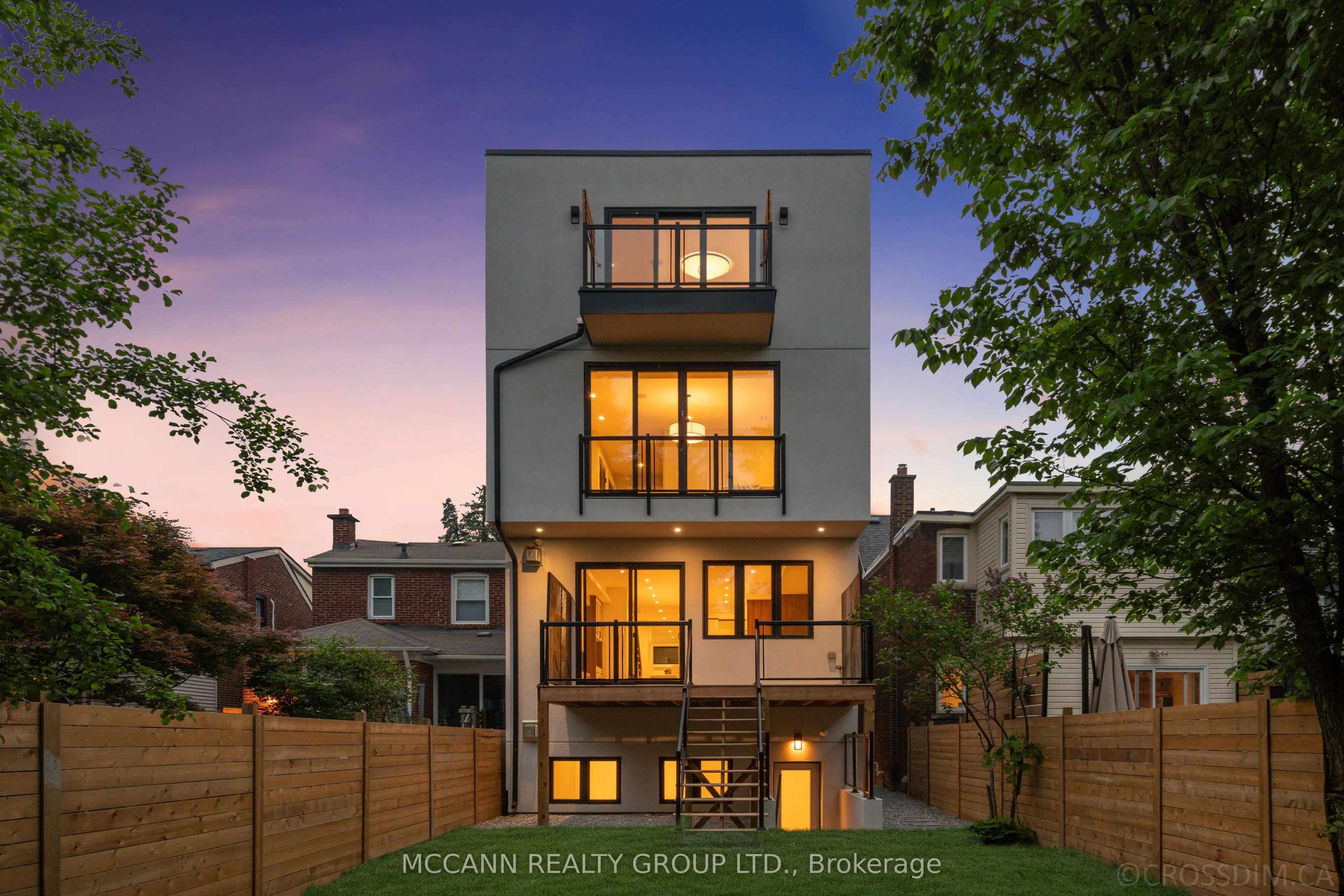 276 Wychwood Avenue