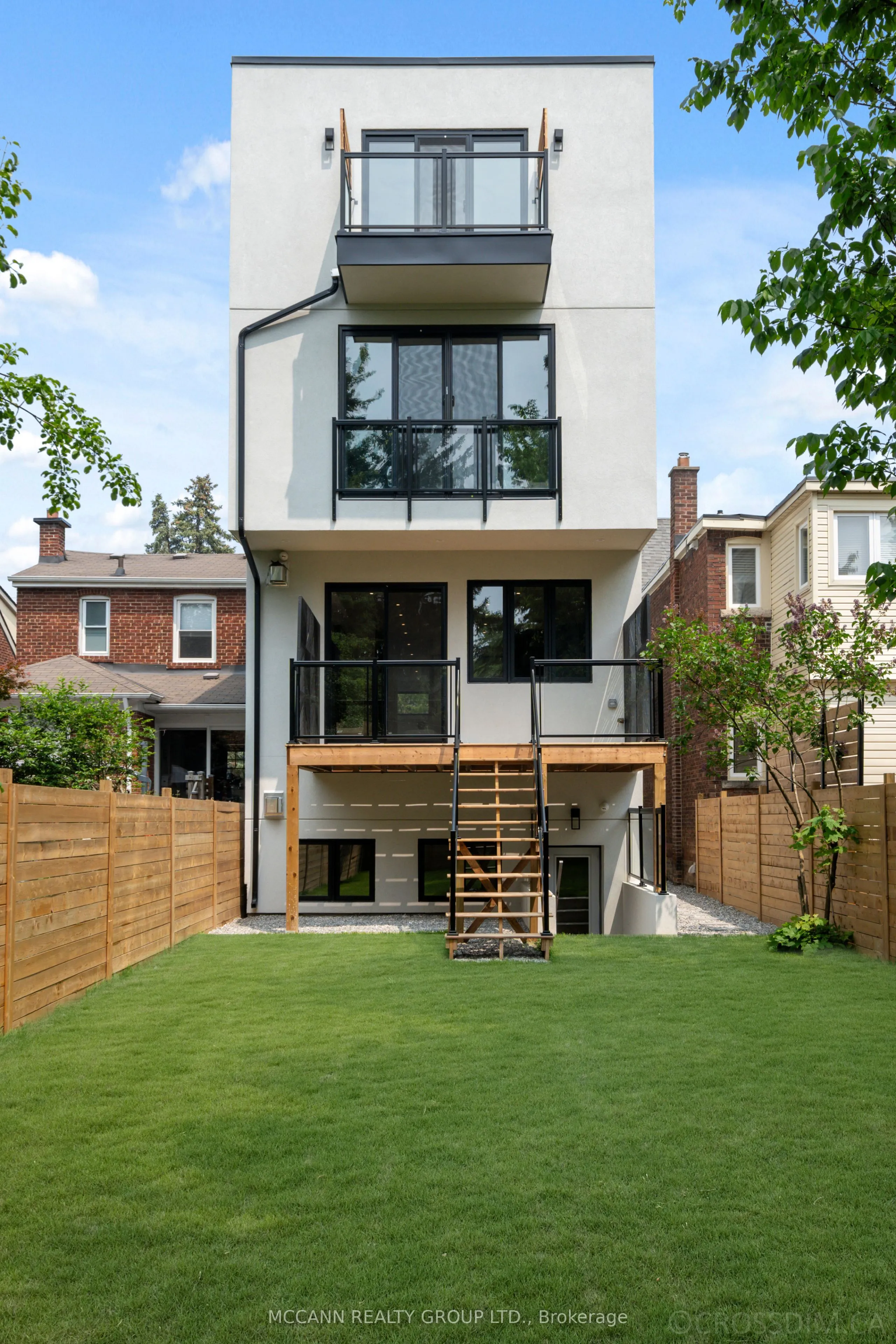 276 Wychwood Avenue