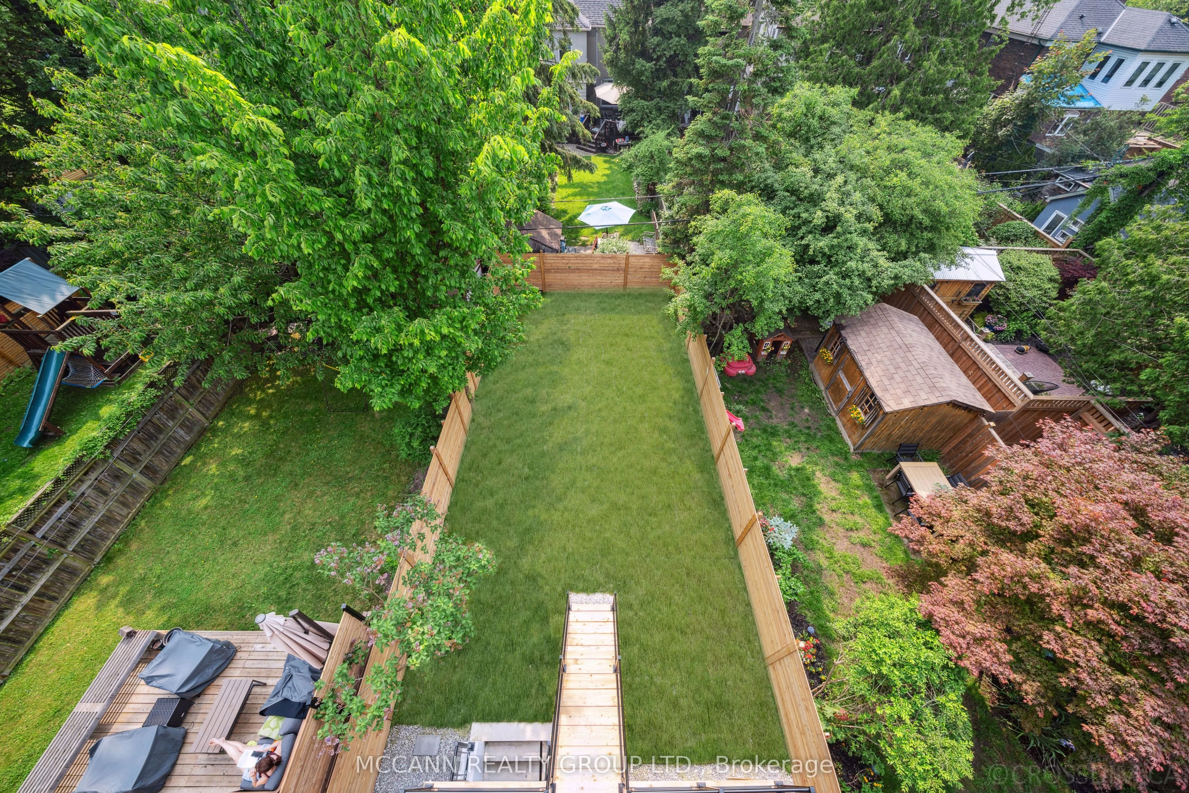 276 Wychwood Avenue