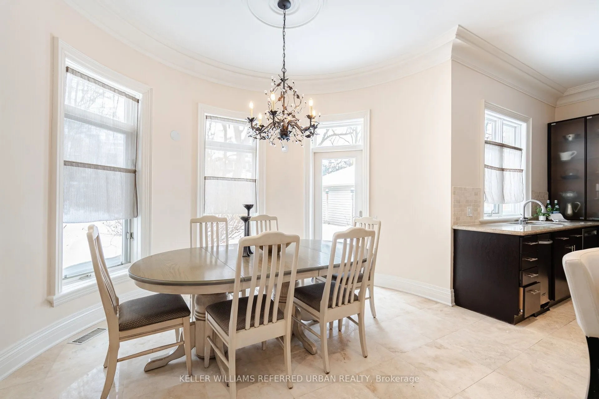290 Russell Hill Road