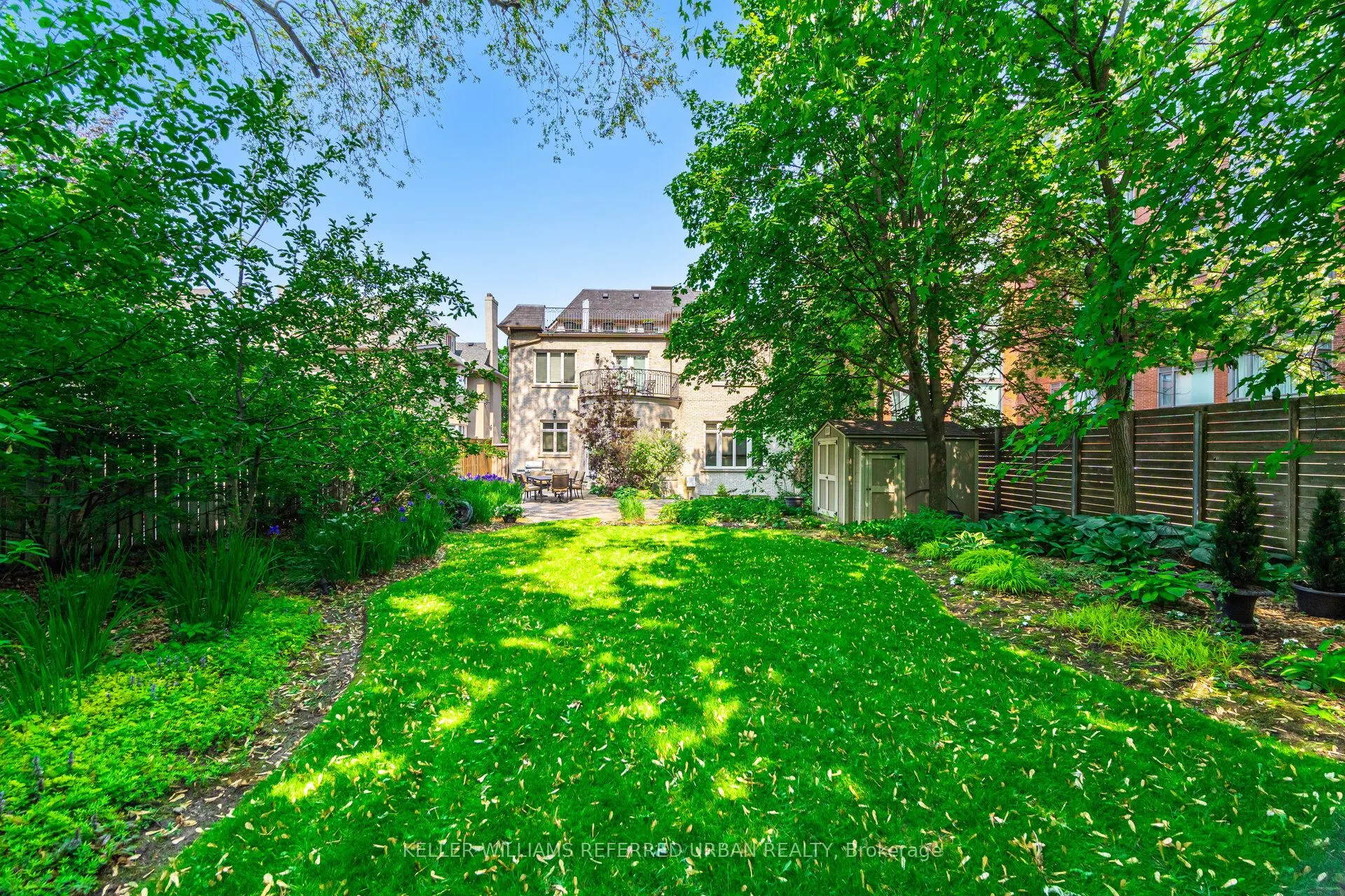 290 Russell Hill Road