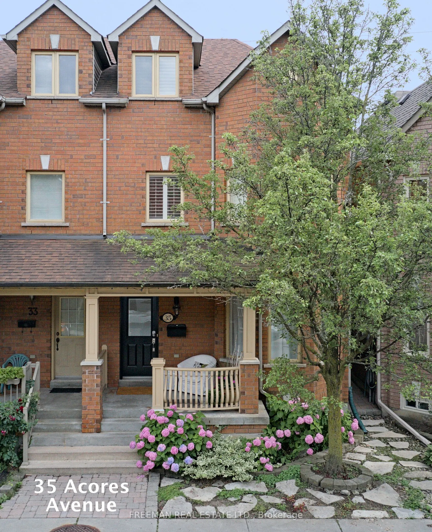 35 Acores Avenue