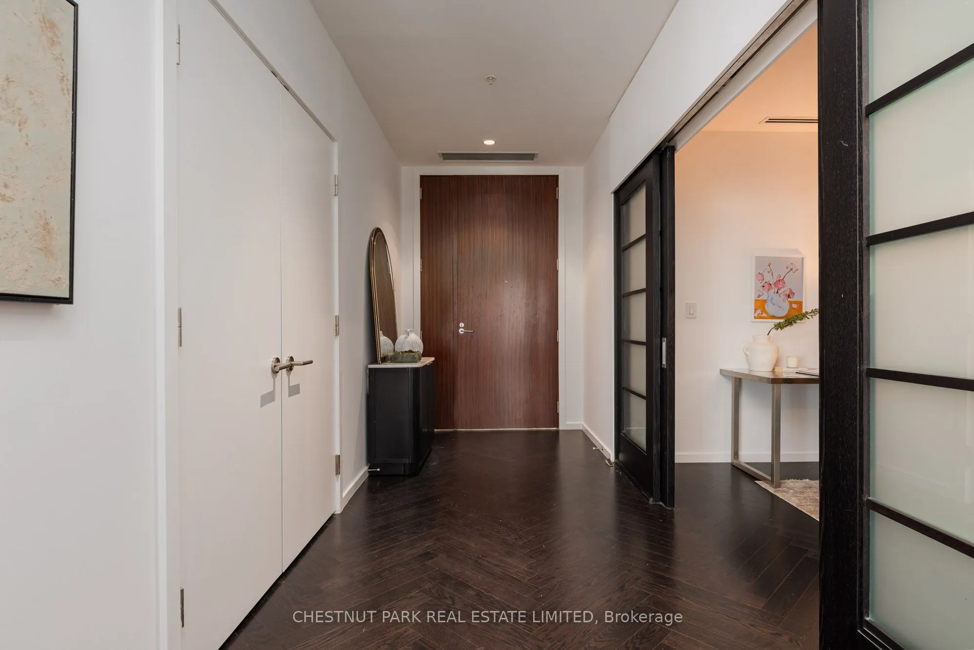 180 University Avenue, #6104