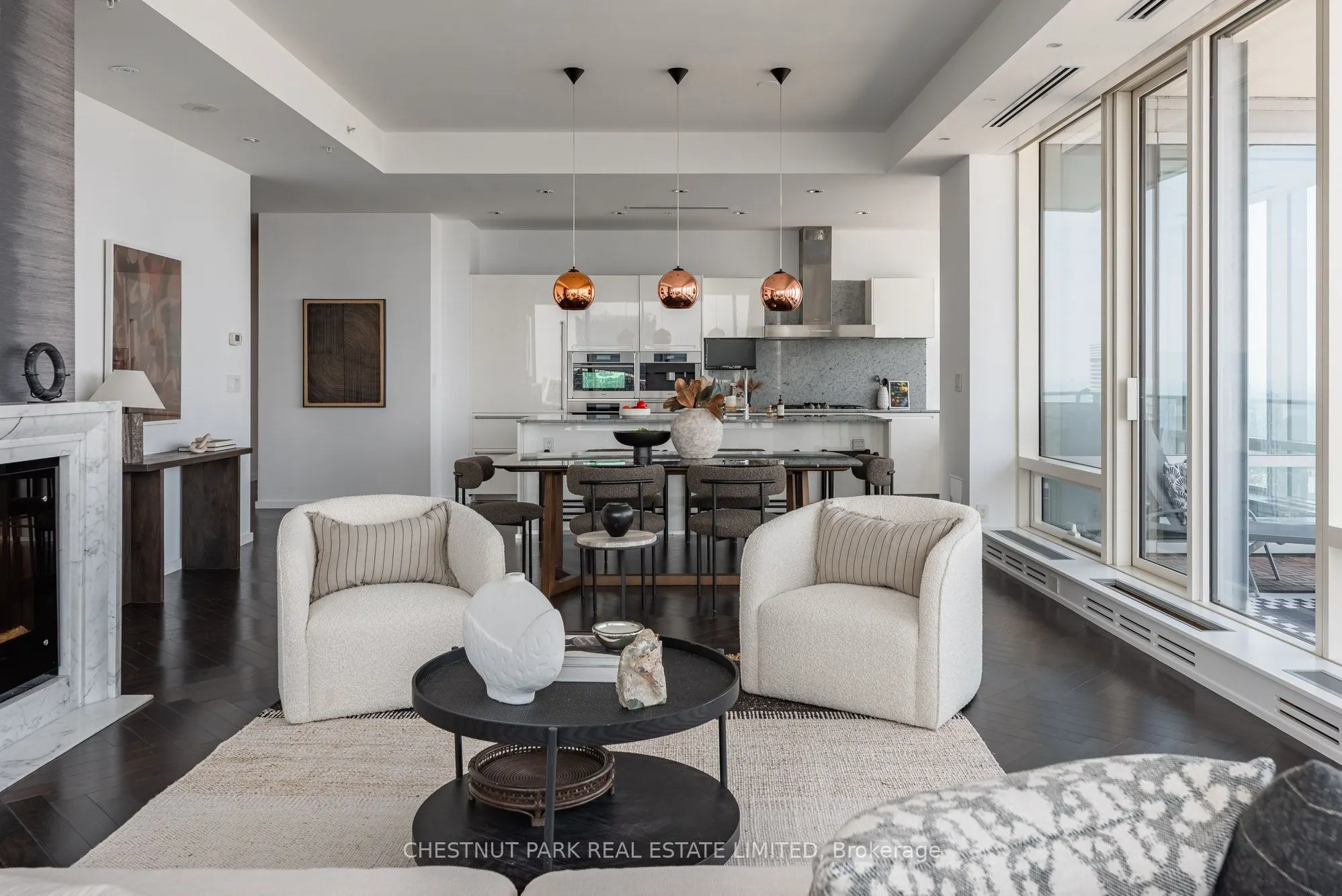 180 University Avenue, #6104