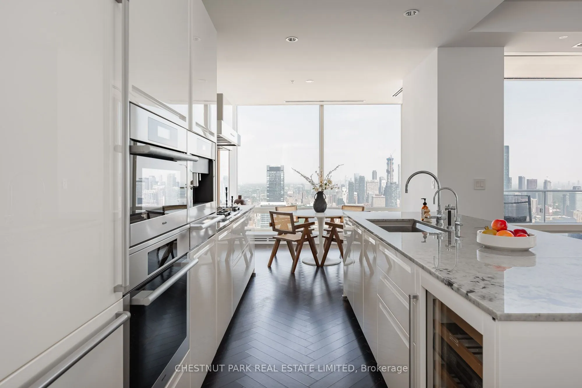 180 University Avenue, #6104