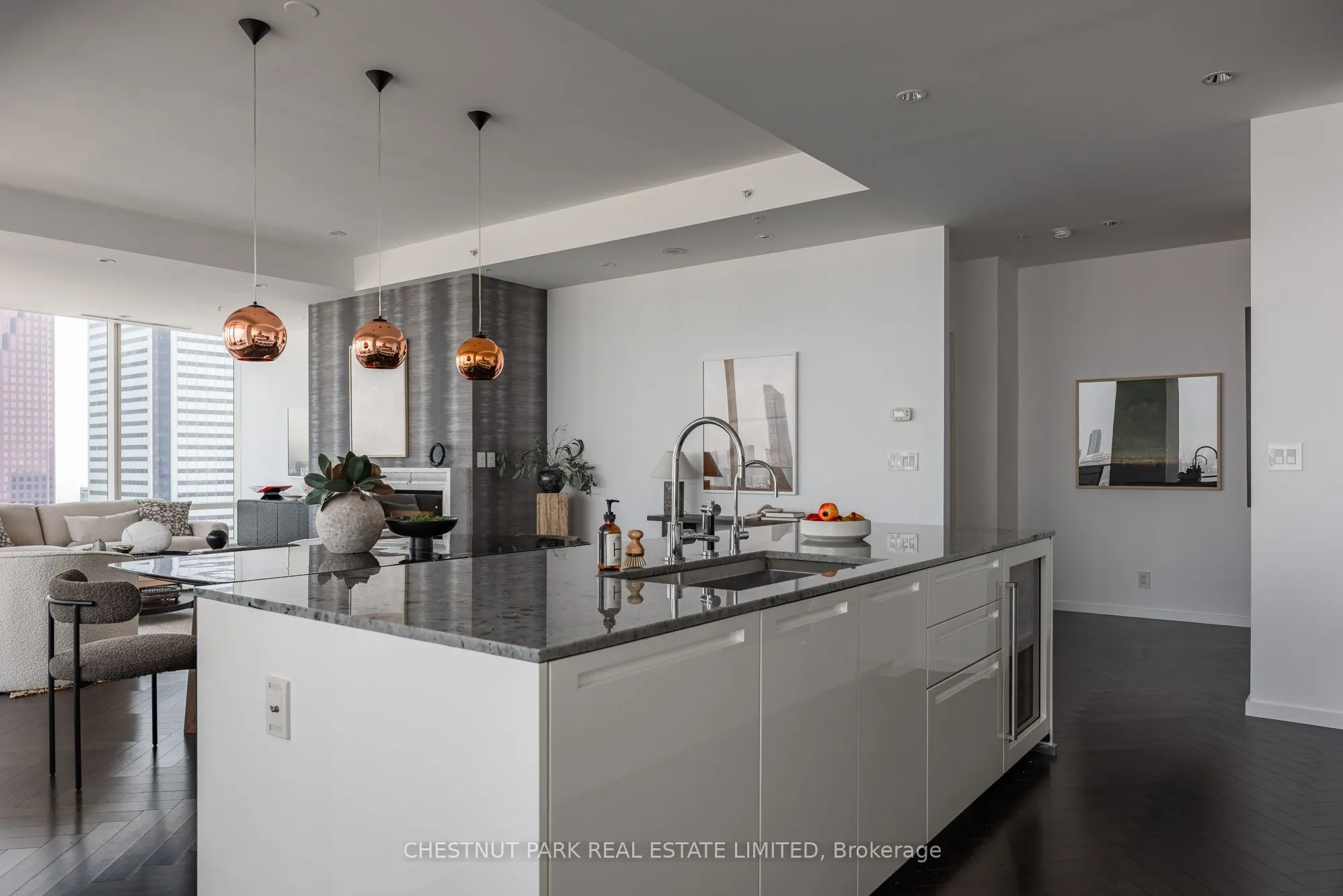 180 University Avenue, #6104