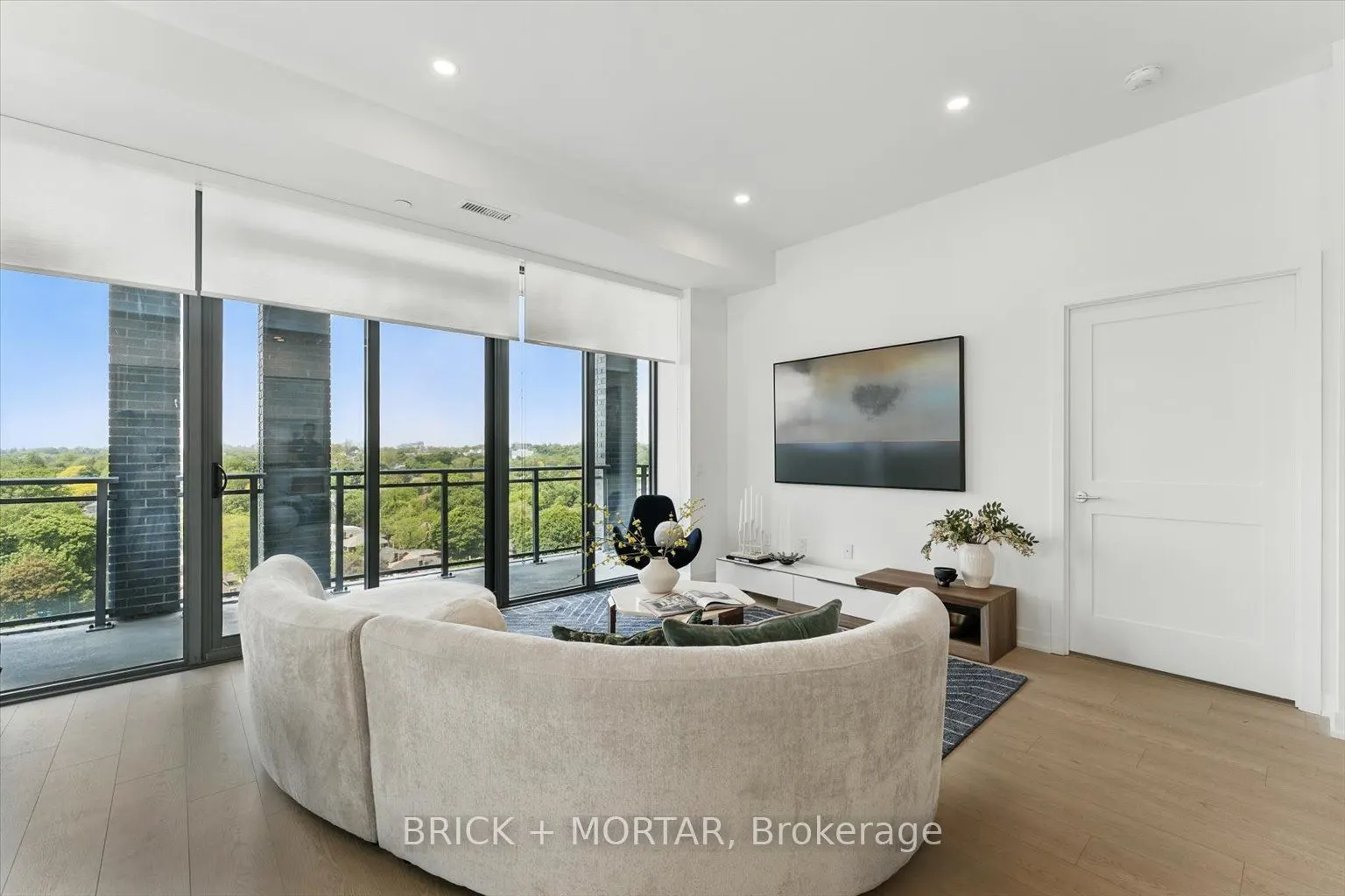 1 Hillsdale Avenue W, #1006