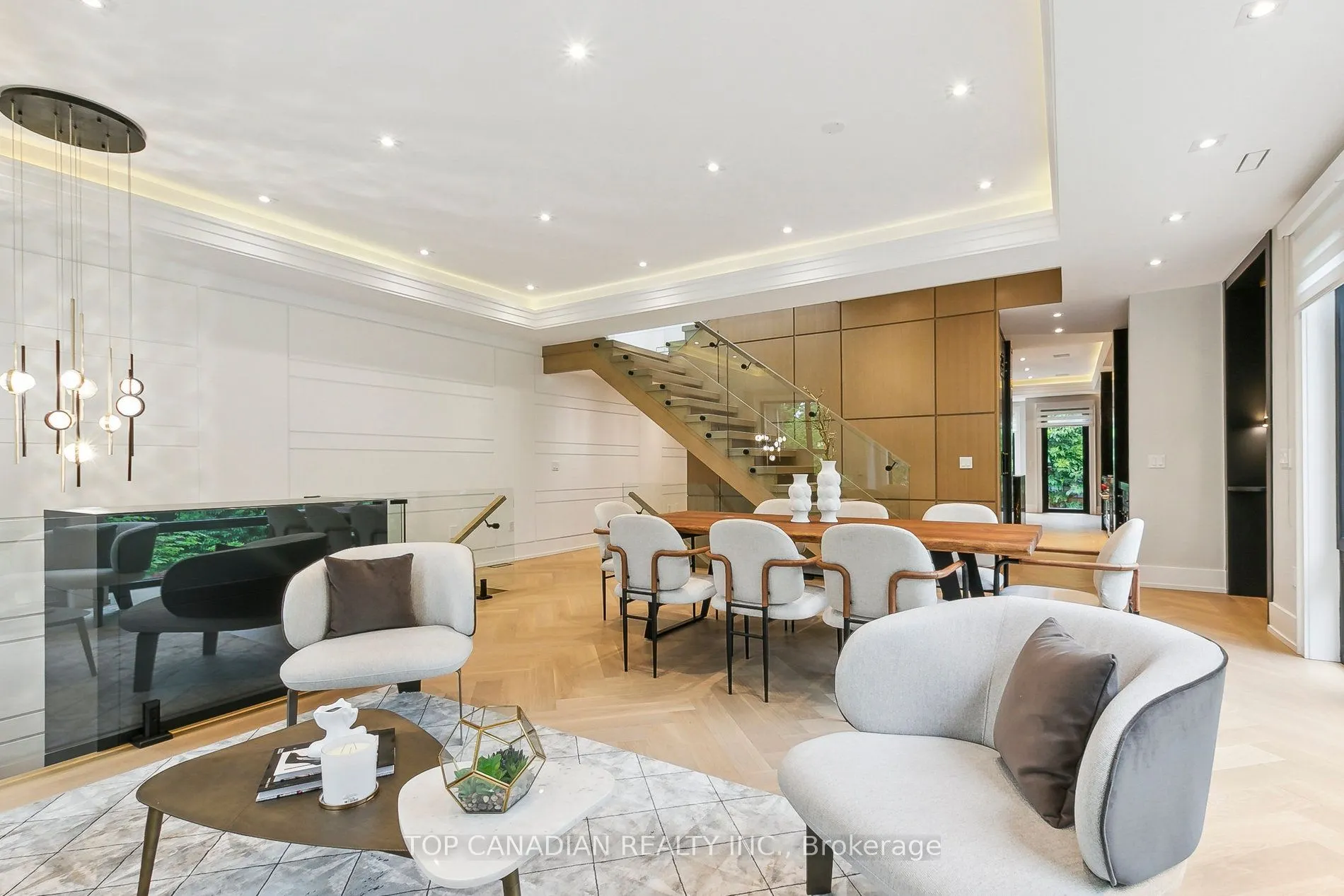 12 OTTER Crescent
