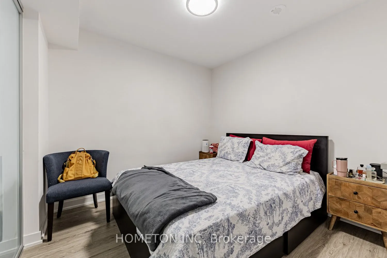 30 Tretti Way, #401