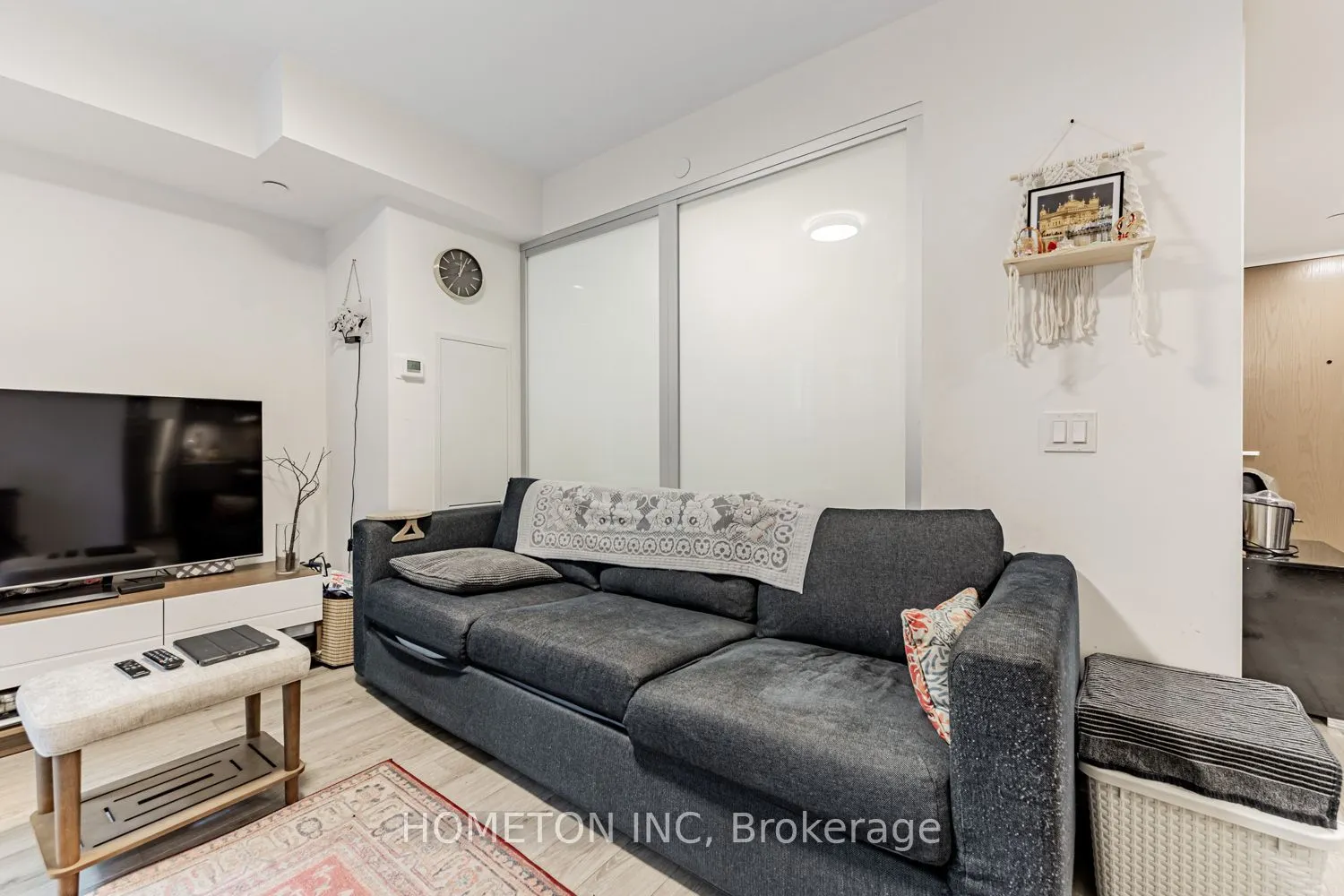 30 Tretti Way, #401