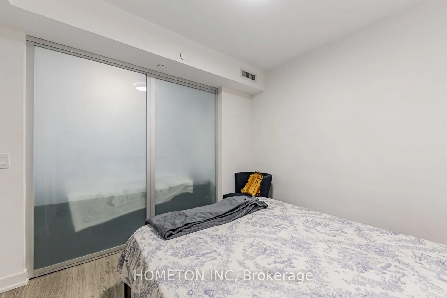 30 Tretti Way, #401