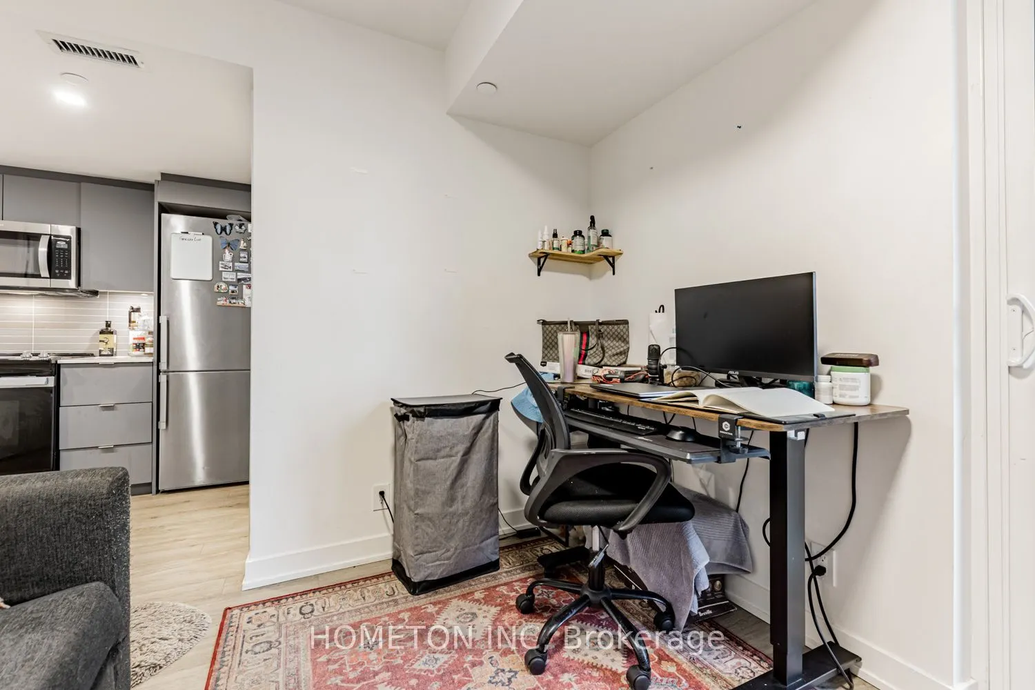 30 Tretti Way, #401