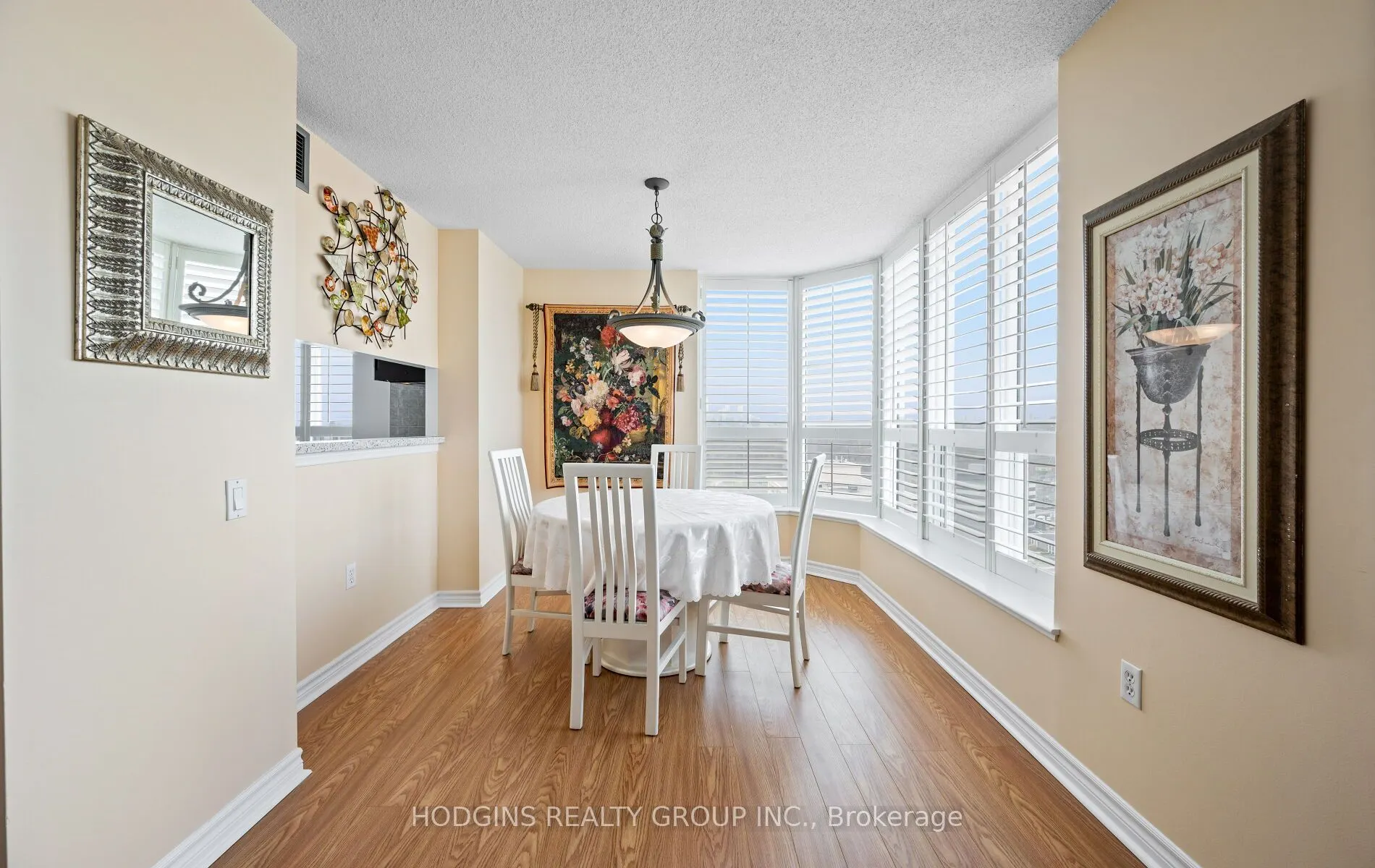 21 Overlea Boulevard, #1904