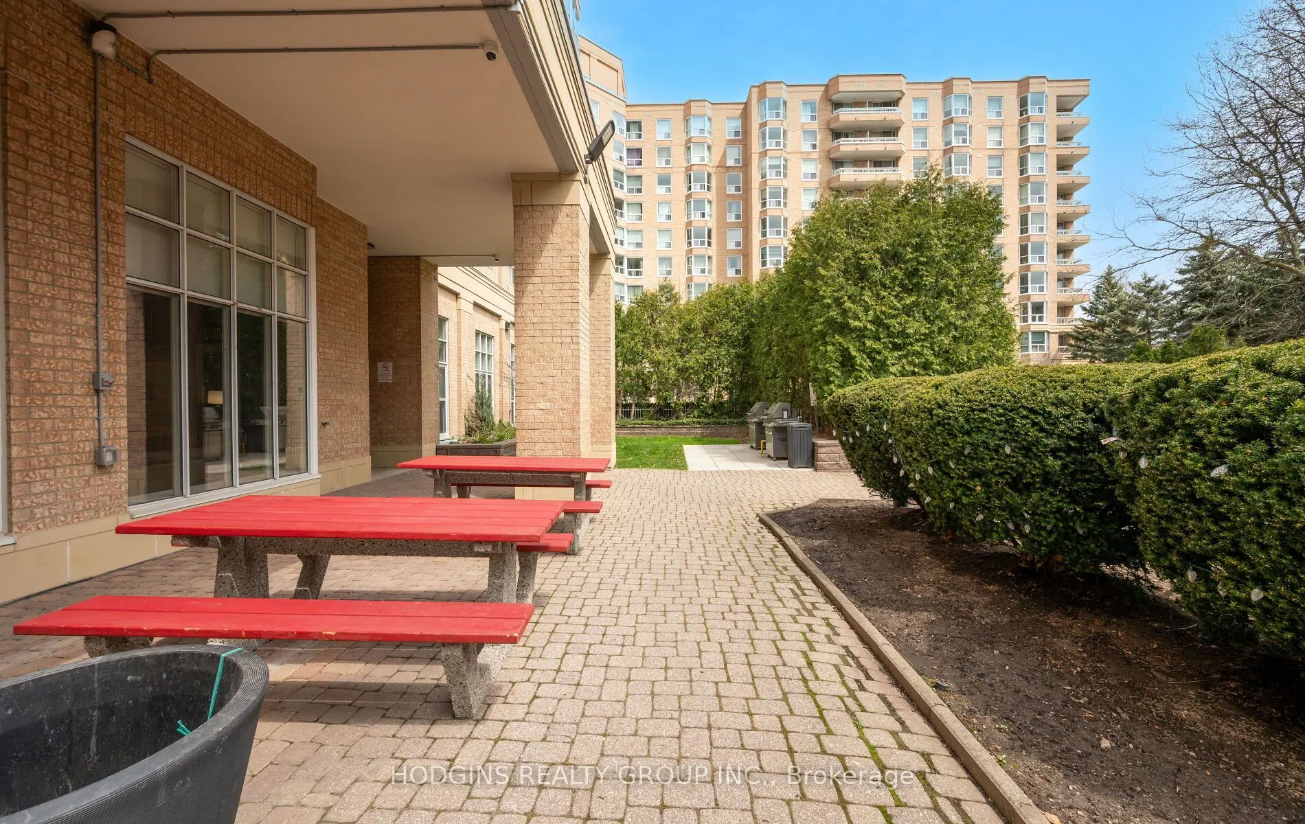 21 Overlea Boulevard, #1904
