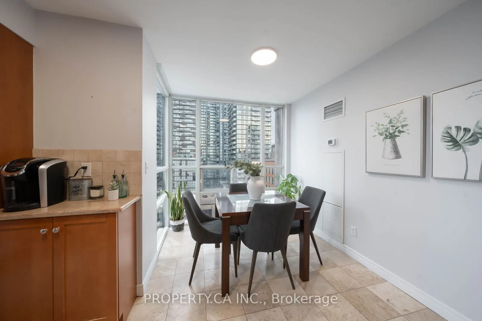 43 Eglinton Avenue E #1902