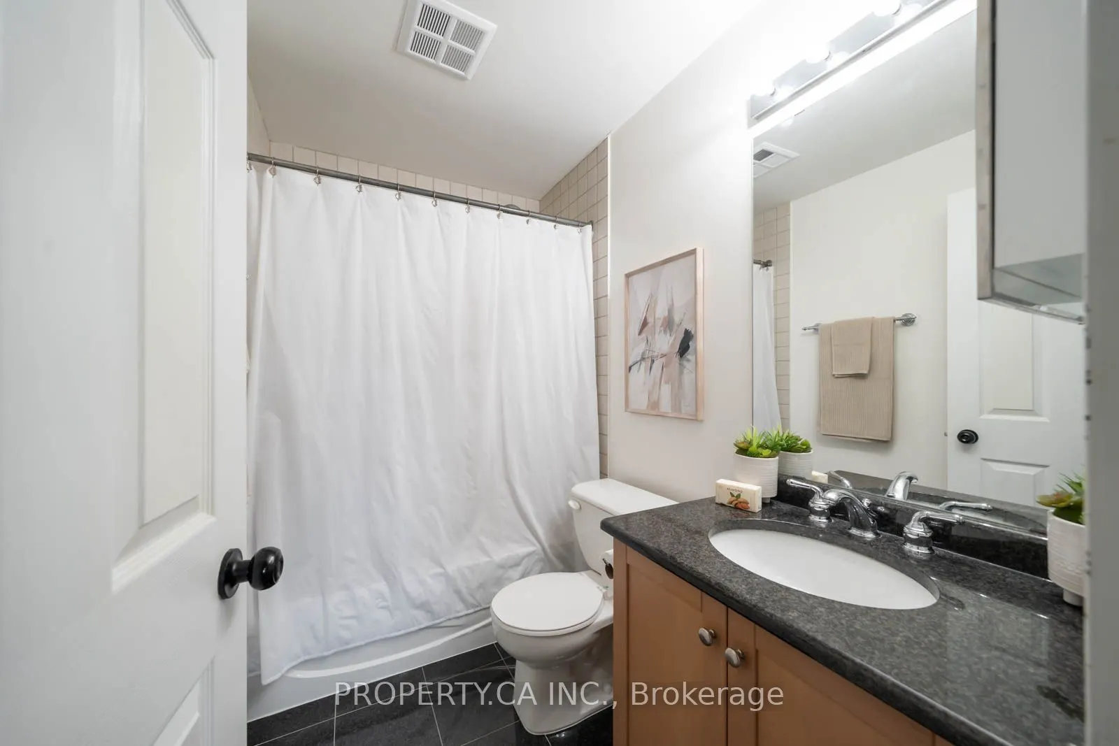 43 Eglinton Avenue E #1902