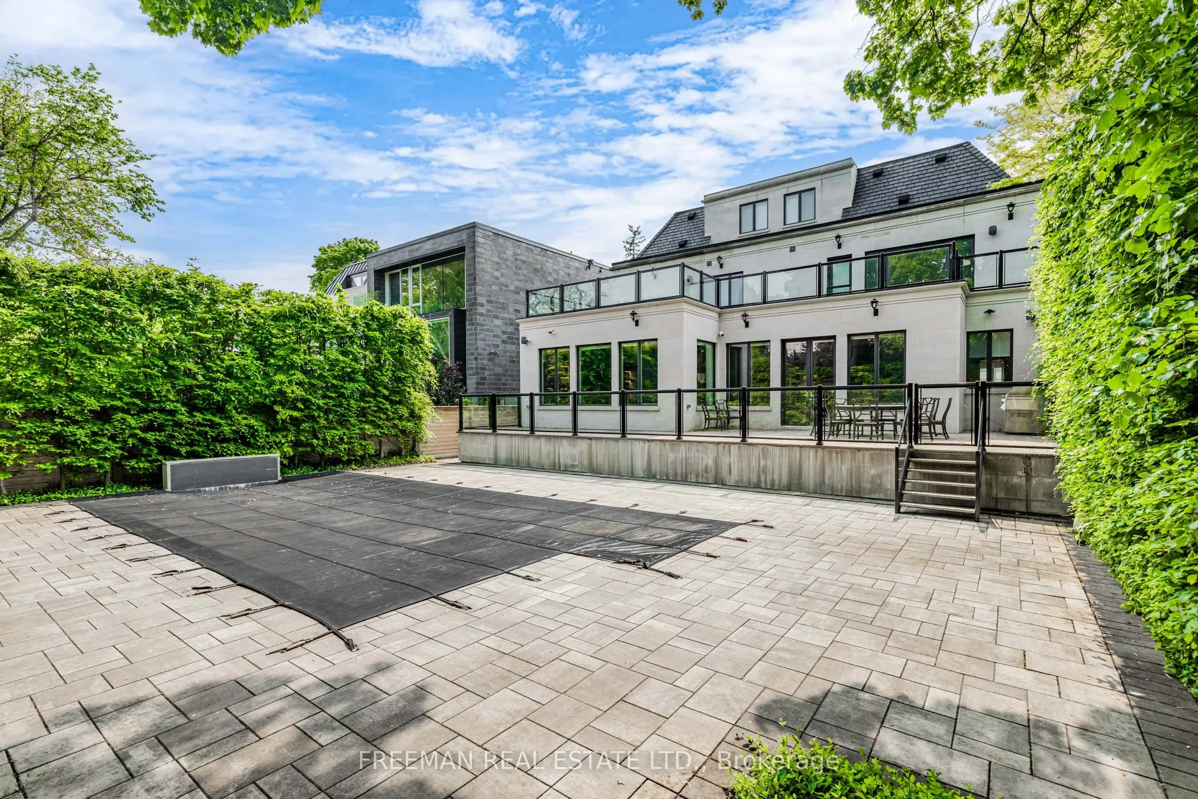 49 Dunvegan Road