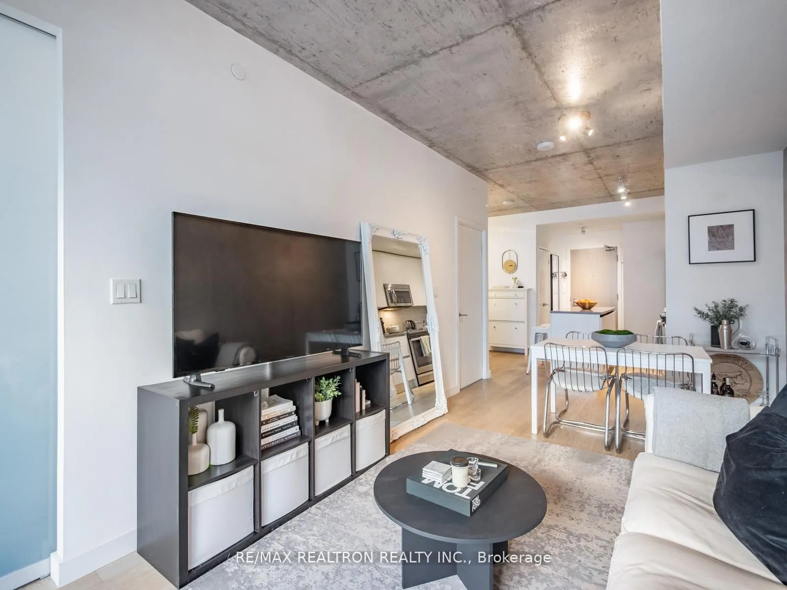 111 Bathurst Street, #1217