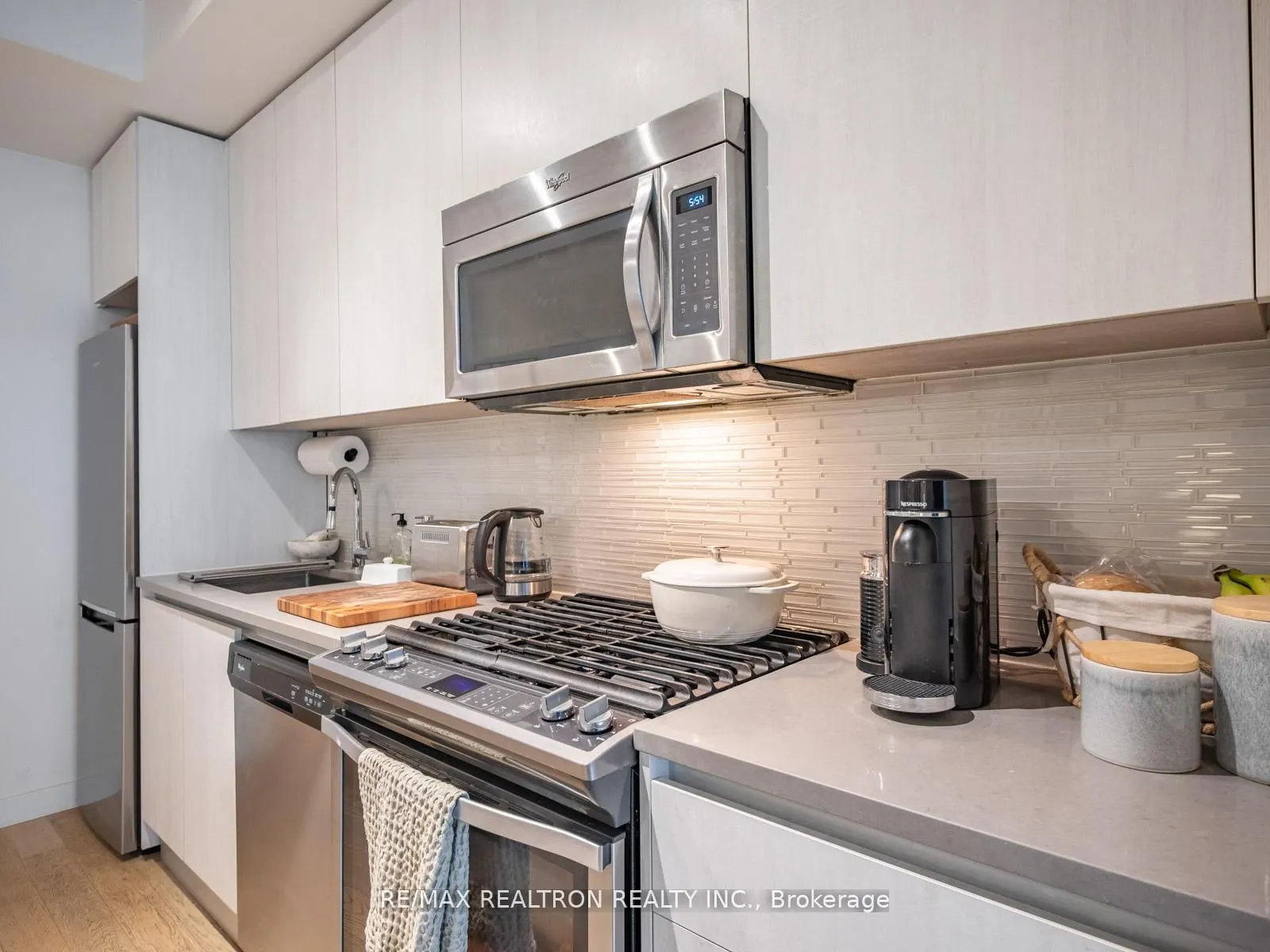 111 Bathurst Street, #1217