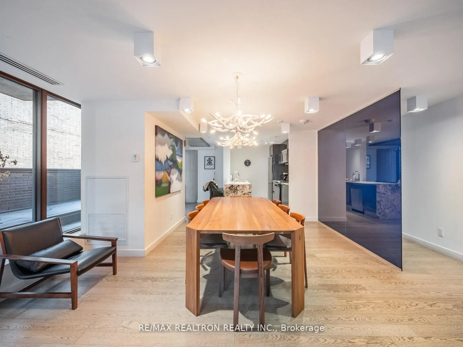 111 Bathurst Street, #1217