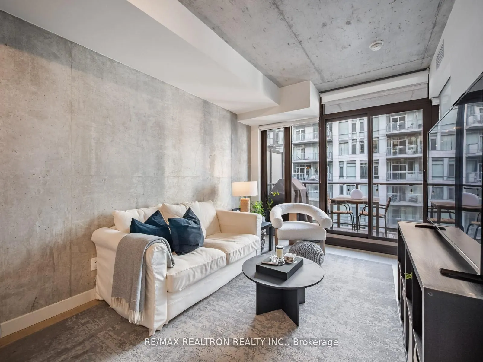 111 Bathurst Street, #1217