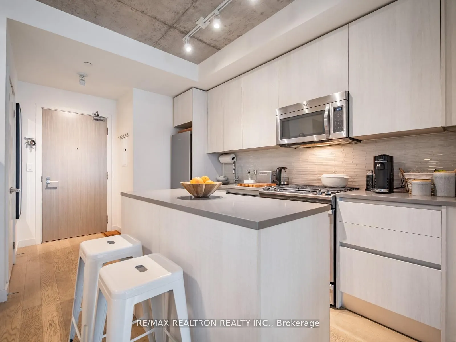 111 Bathurst Street, #1217