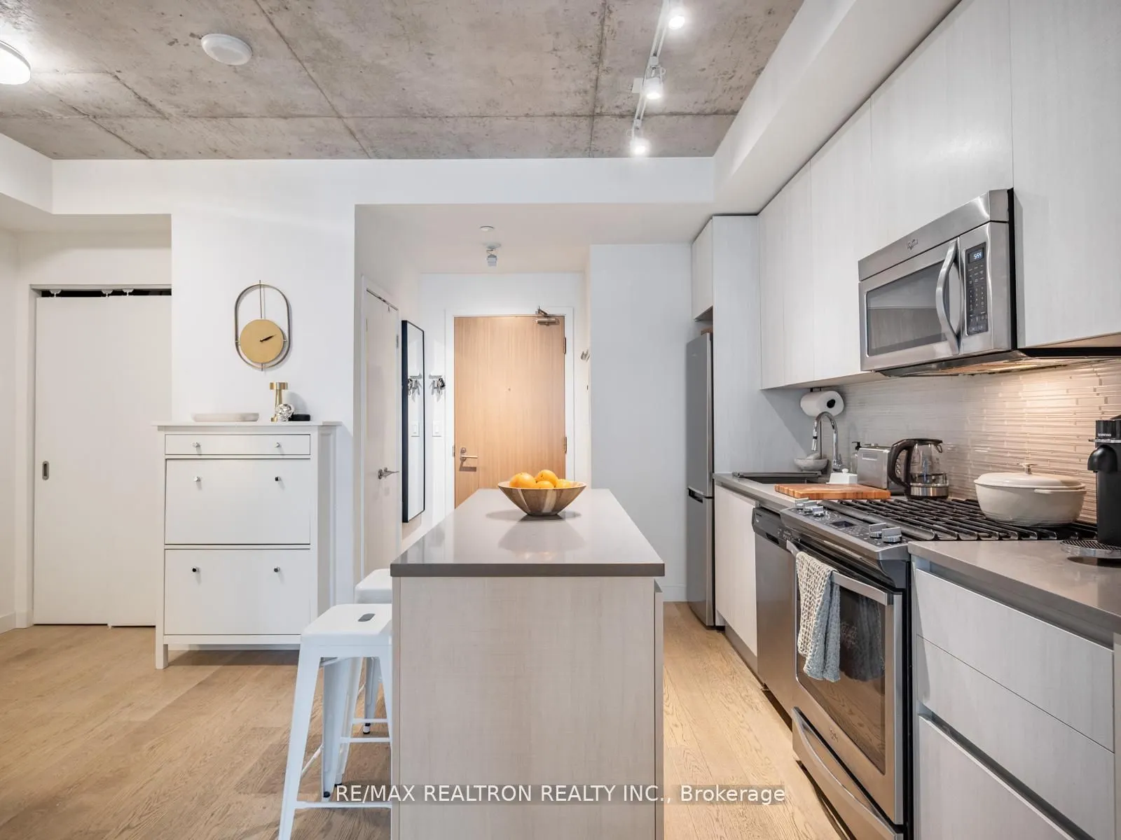 111 Bathurst Street, #1217