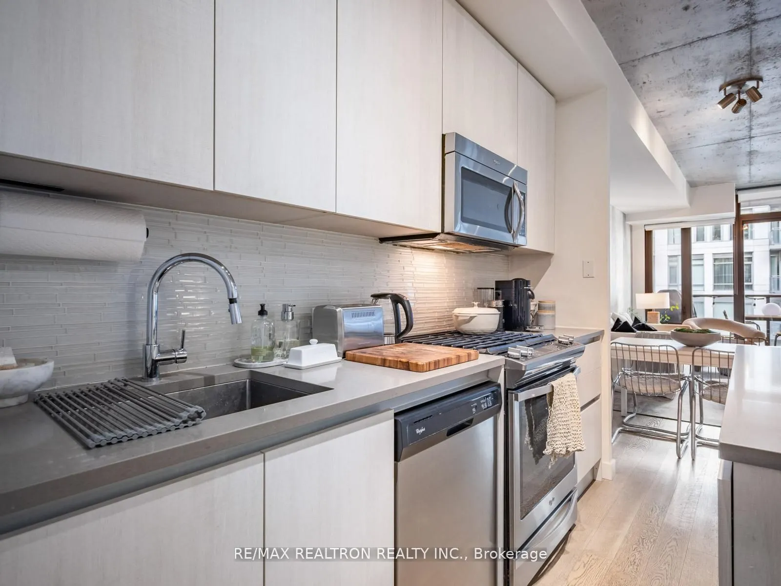 111 Bathurst Street, #1217