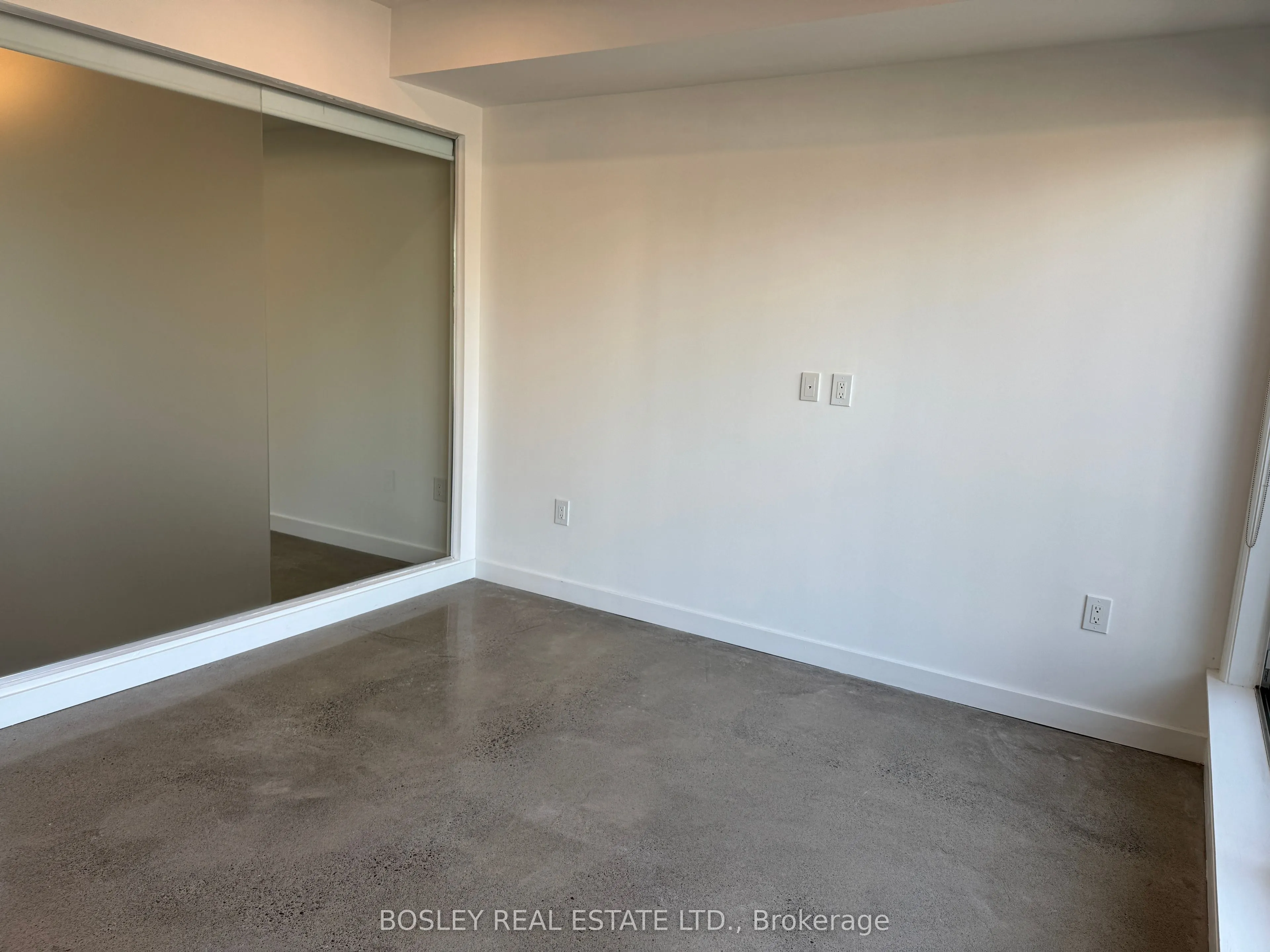 41 River Street, #54