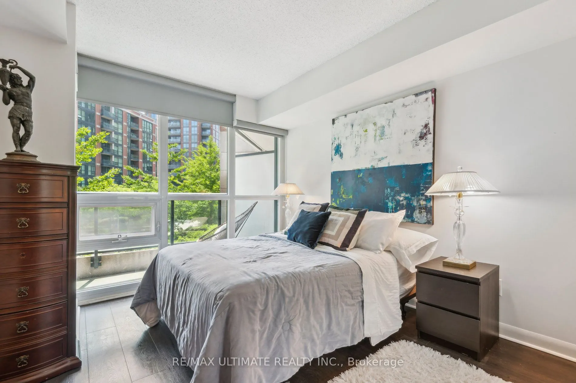 525 Wilson Avenue, #240