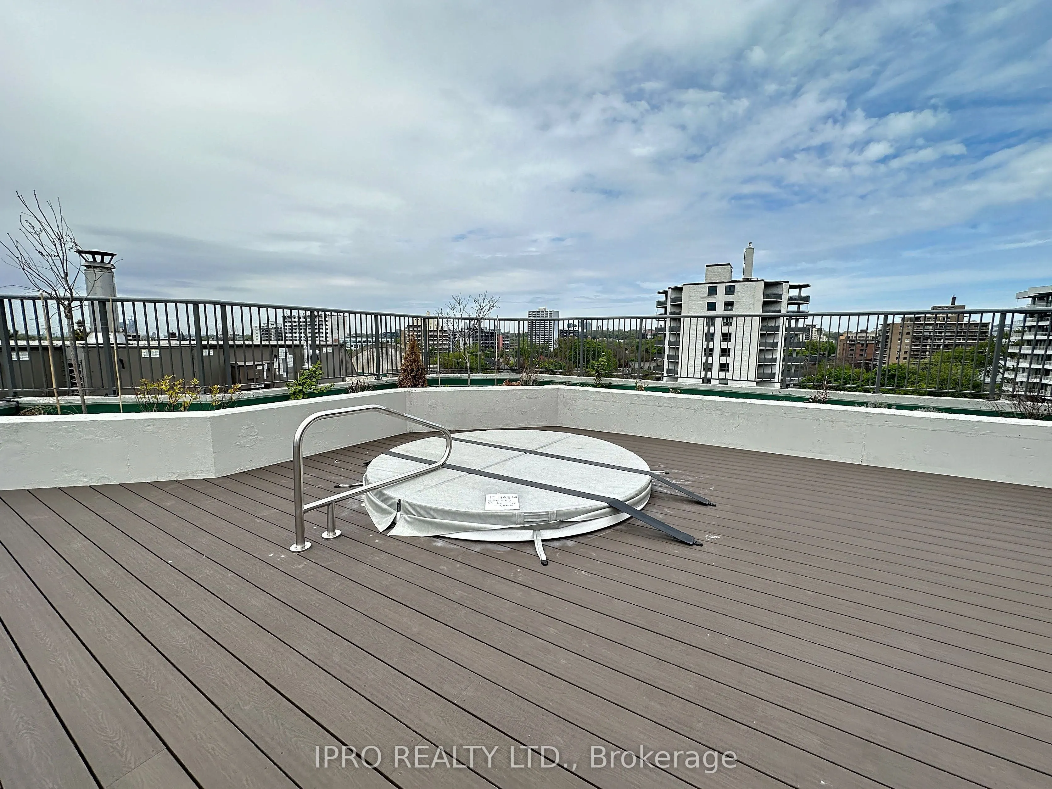 95 Prince Arthur Avenue, ##224