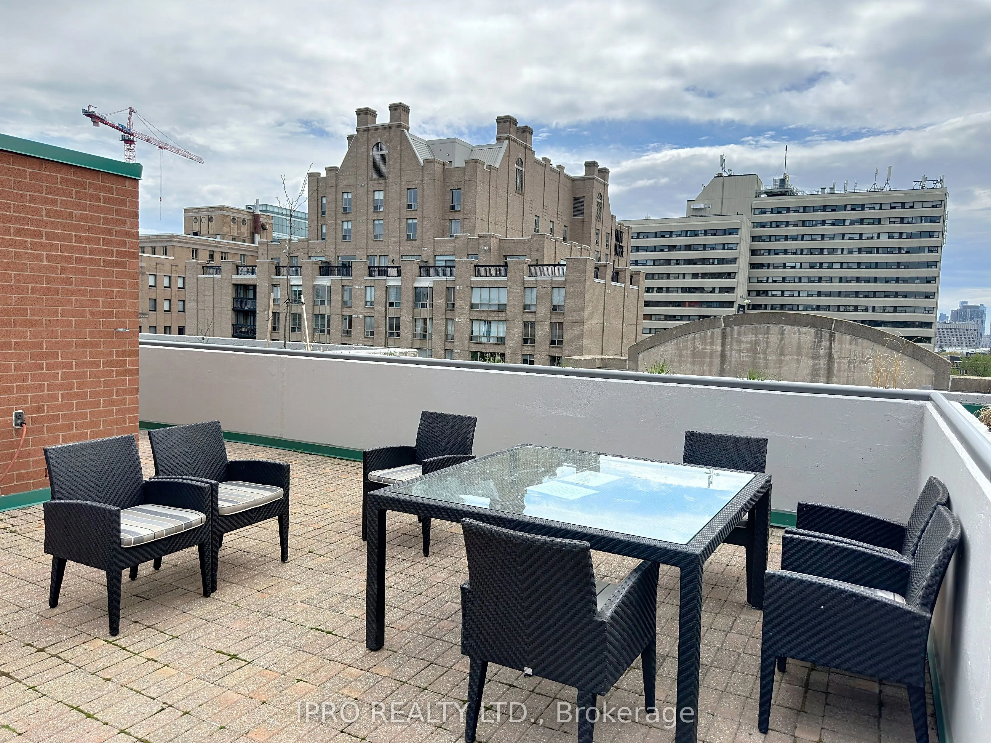 95 Prince Arthur Avenue, ##224