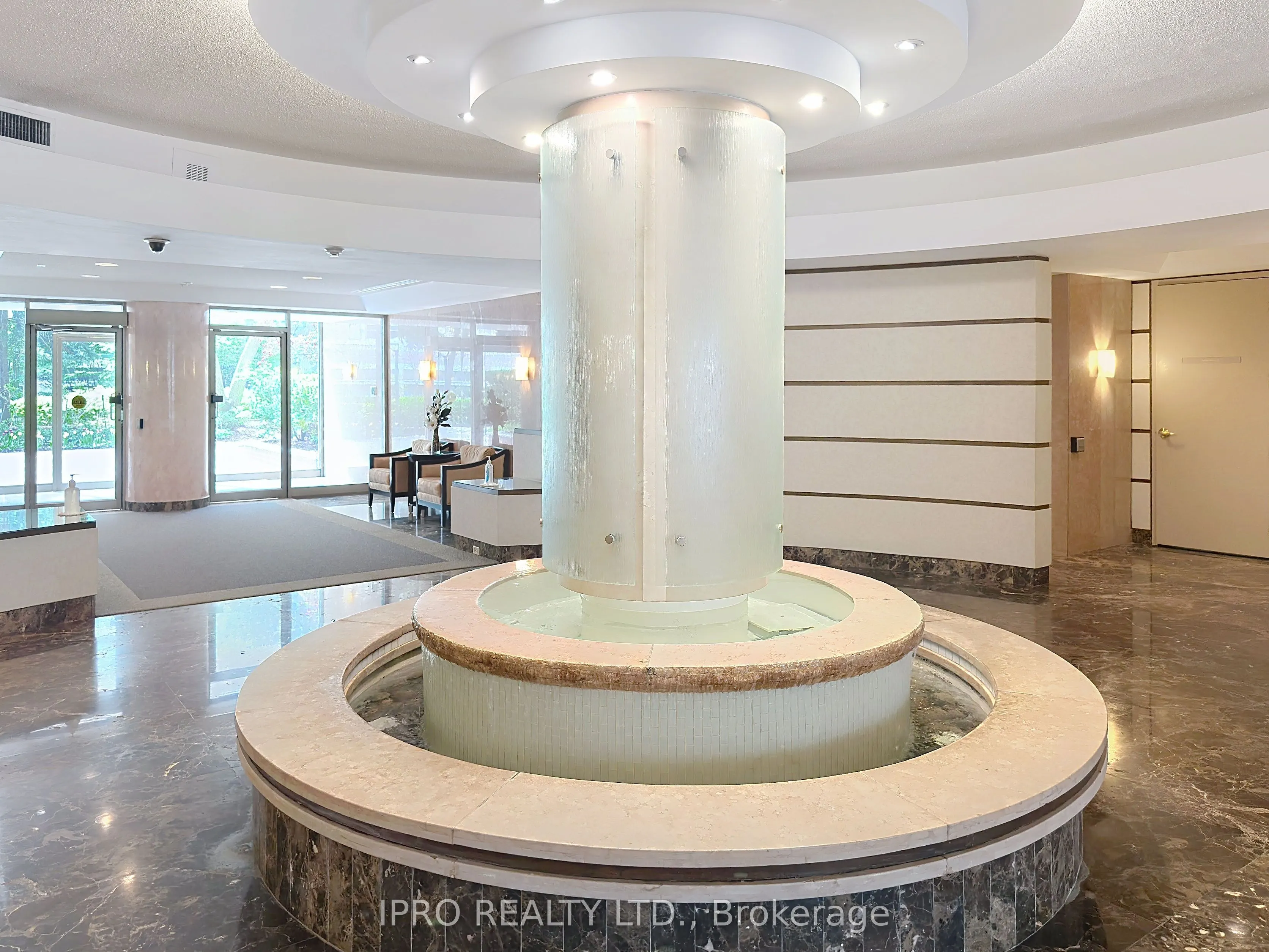 95 Prince Arthur Avenue, ##224