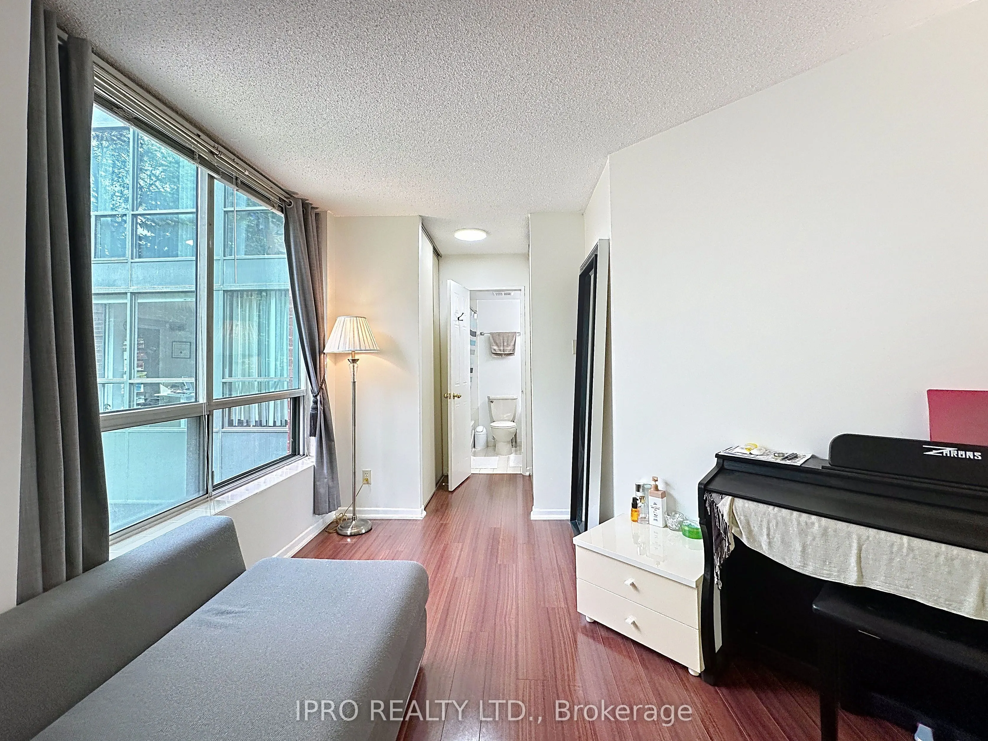 95 Prince Arthur Avenue, ##224