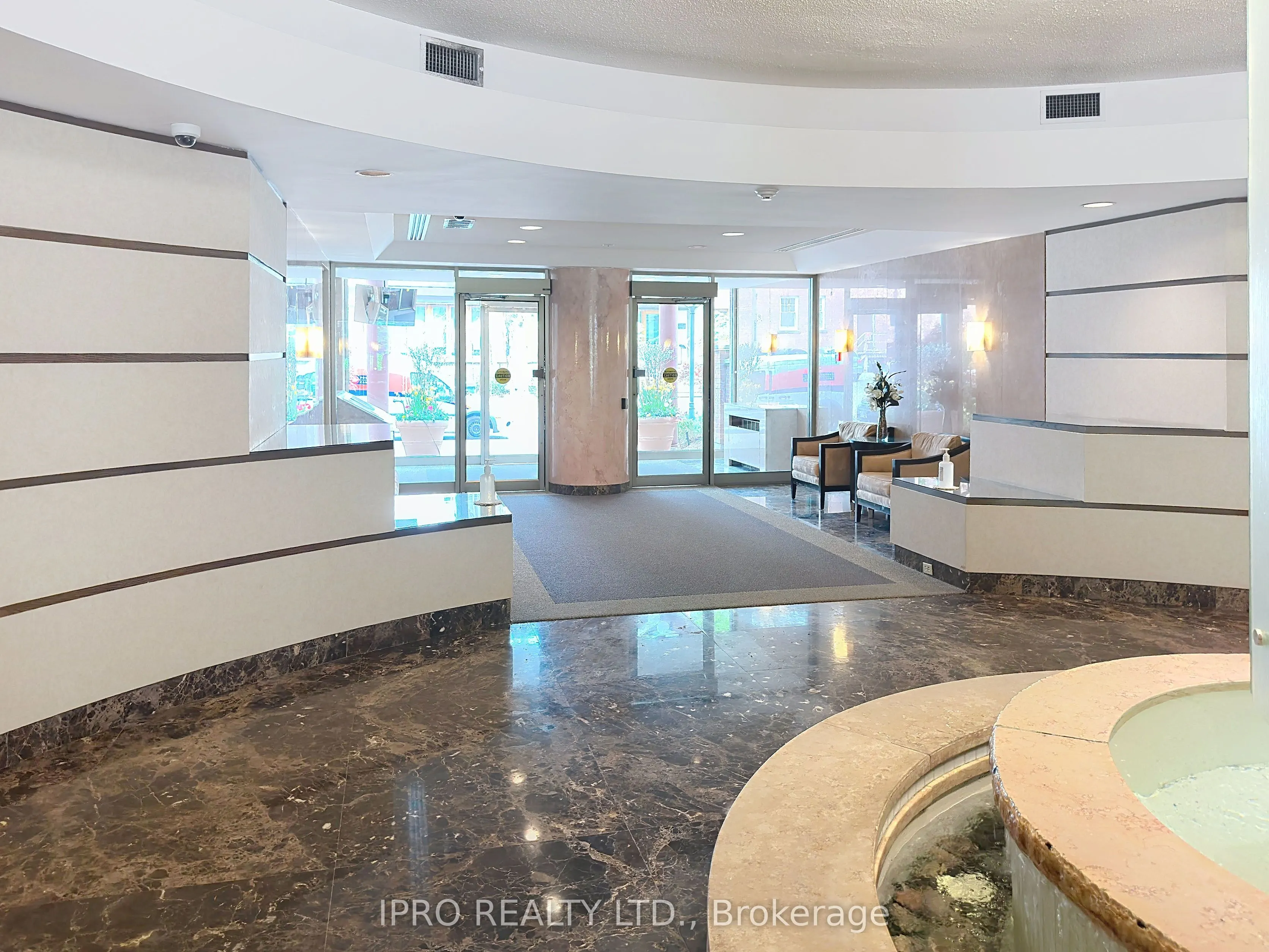 95 Prince Arthur Avenue, ##224